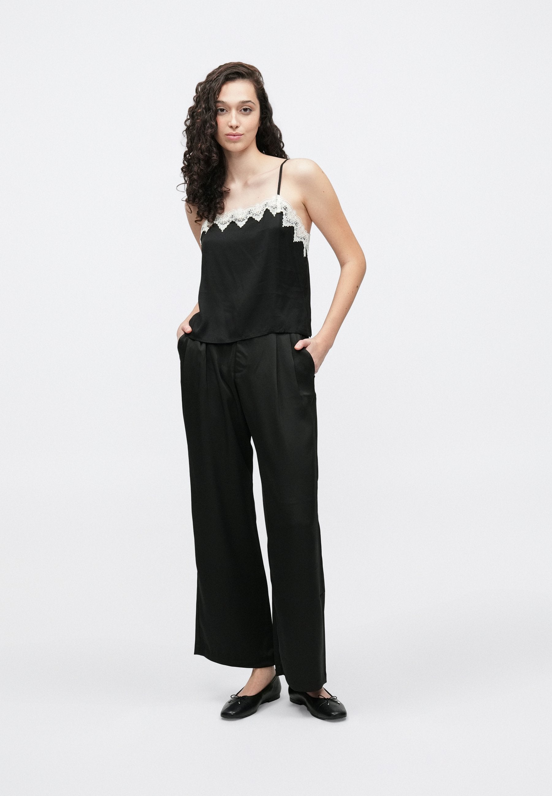 TROUSER - Trousers - true black