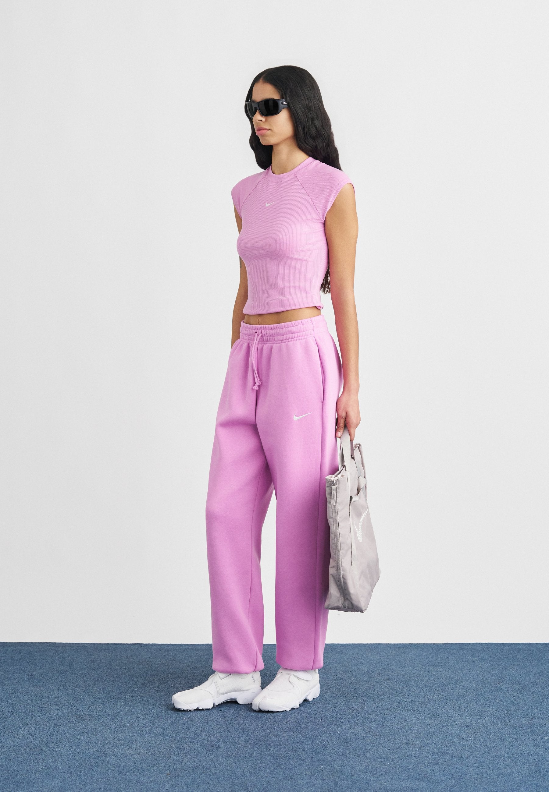 PANT  - Tracksuit bottoms - magenta/sail