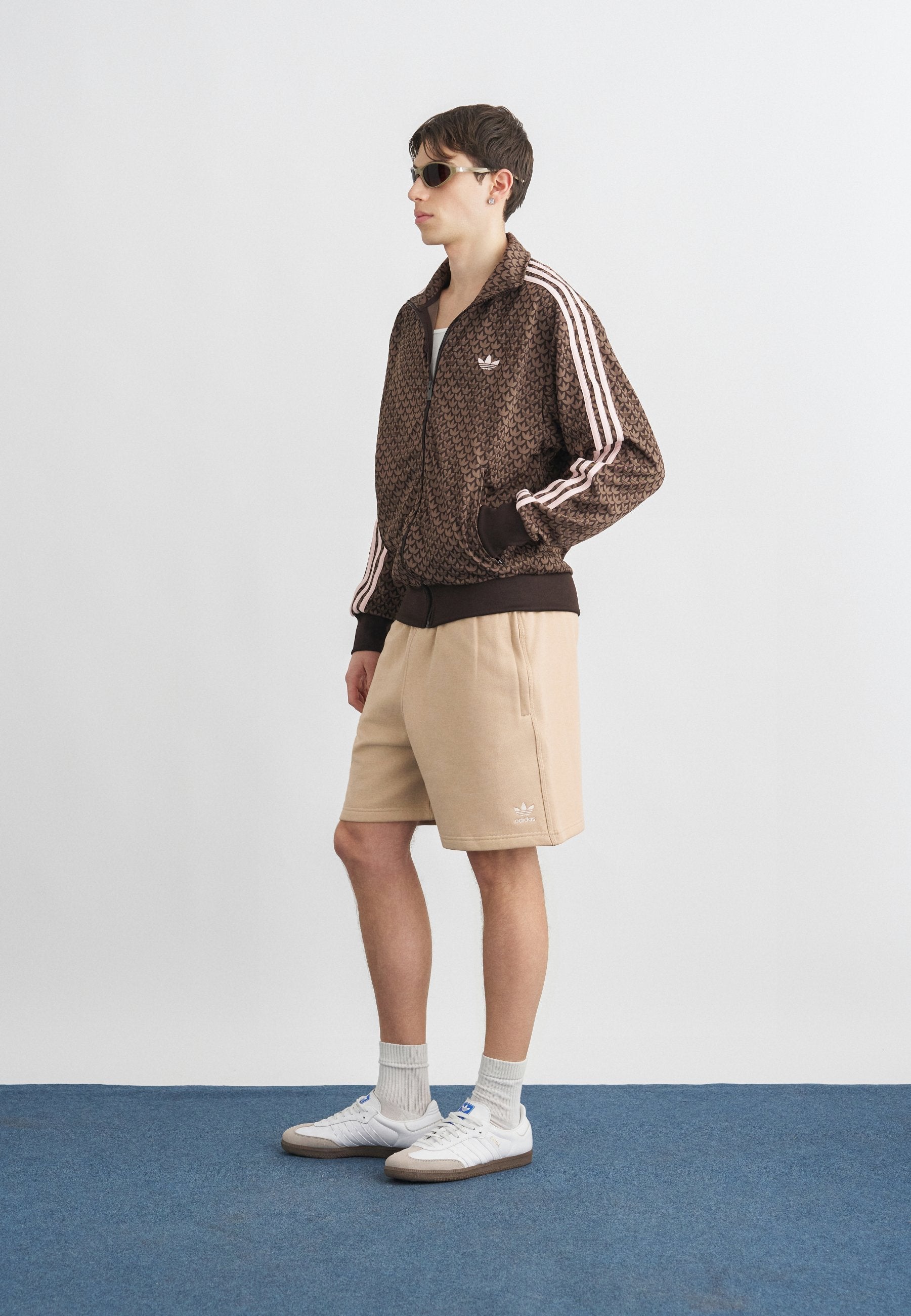 Shorts - stone khaki