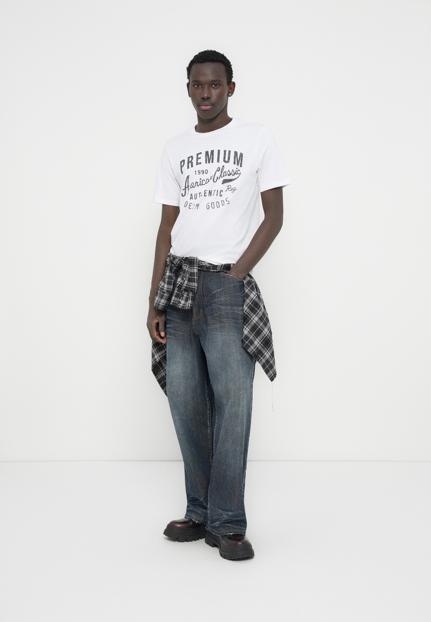 JPRBLUALEX TEE - Print T-shirt - white