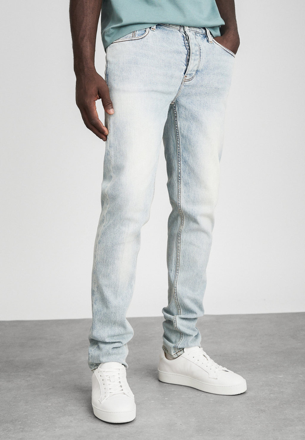 POCKETS PANT - Slim fit jeans - light blue denim