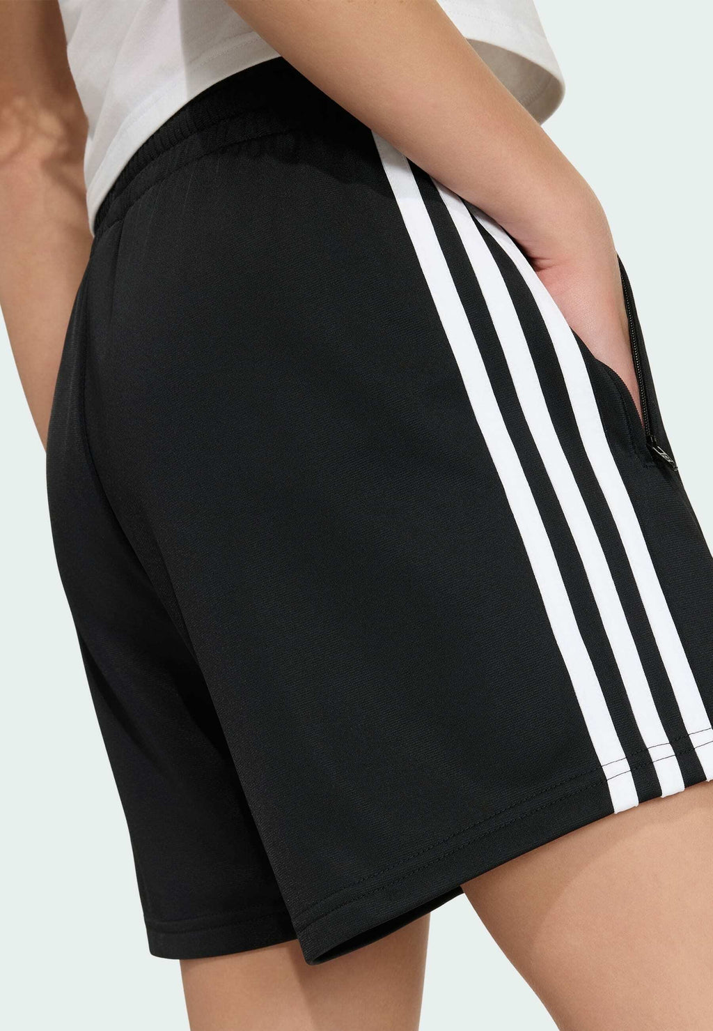 FIREBIRD SHORTS-JUNIOR - Shorts - black