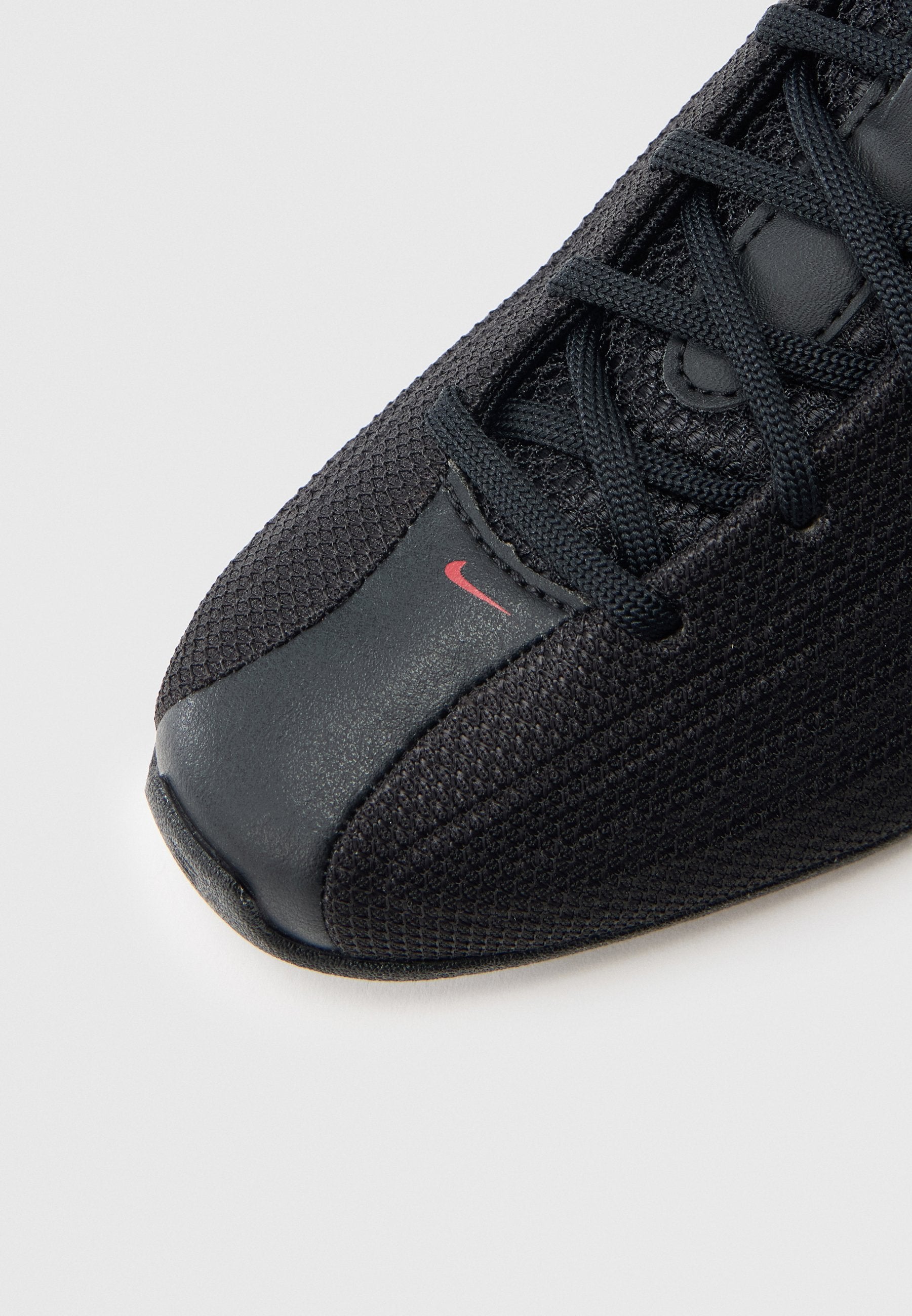 SHOX Z - Baskets - noir/rouge univ.