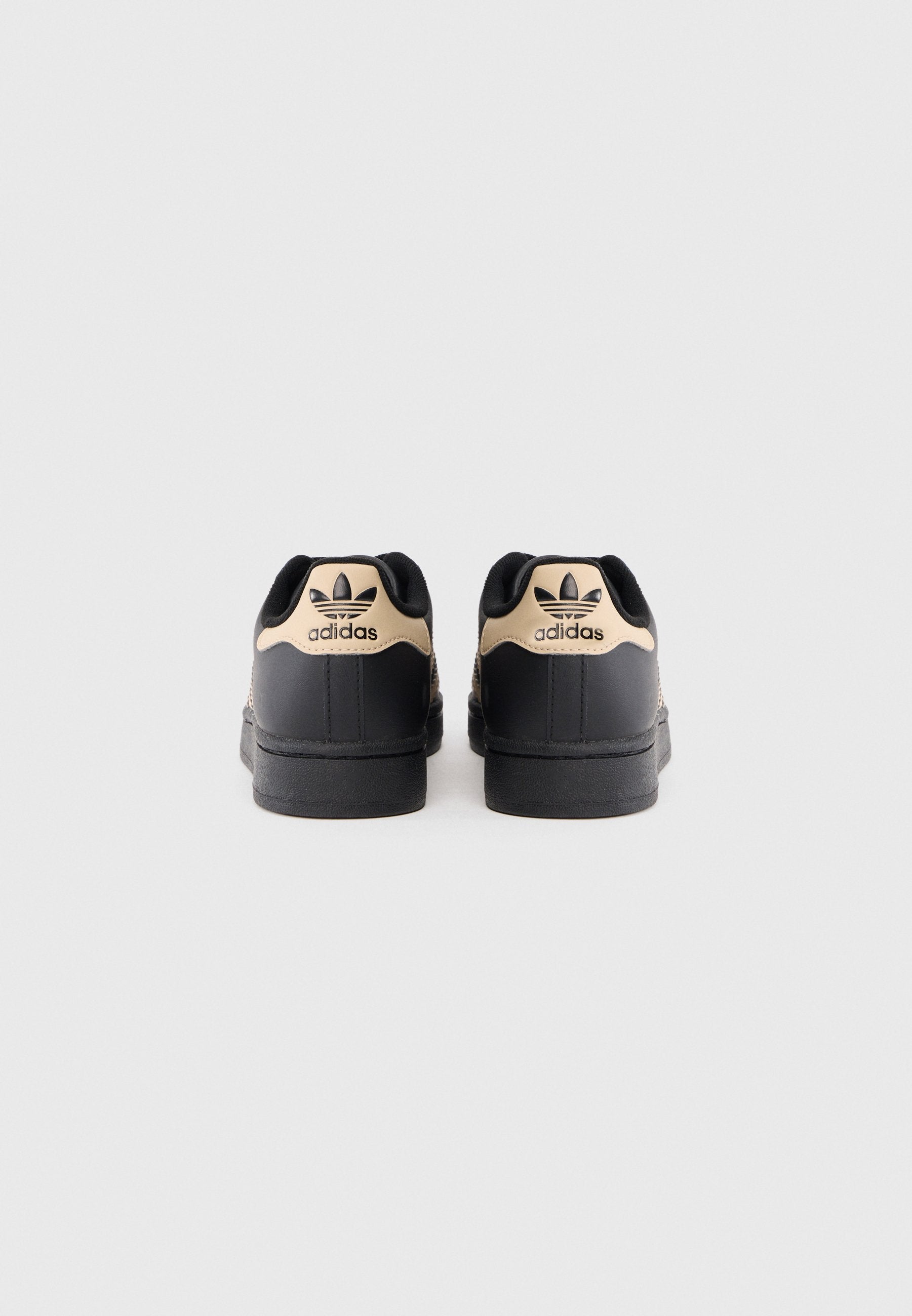 أحذية رياضية SUPERSTAR II UNISEX - أحذية رياضية - أسود أساسي/كاكي حجري