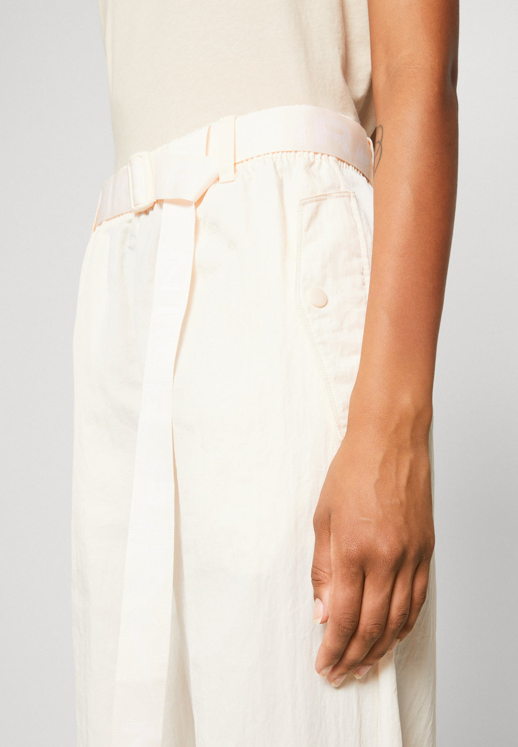 AIR - Pantalon - glace goyave/blanc
