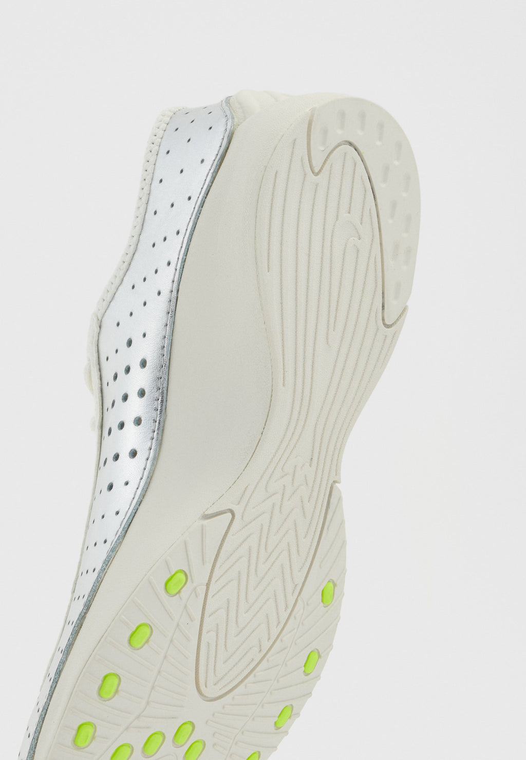 AIR SUPERFLY - Trainers - pale ivory/silver-coloured