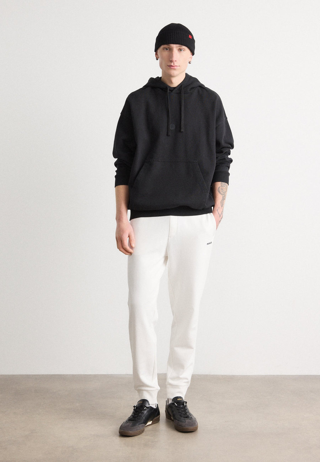 DAYOTE - Tracksuit bottoms - natural
