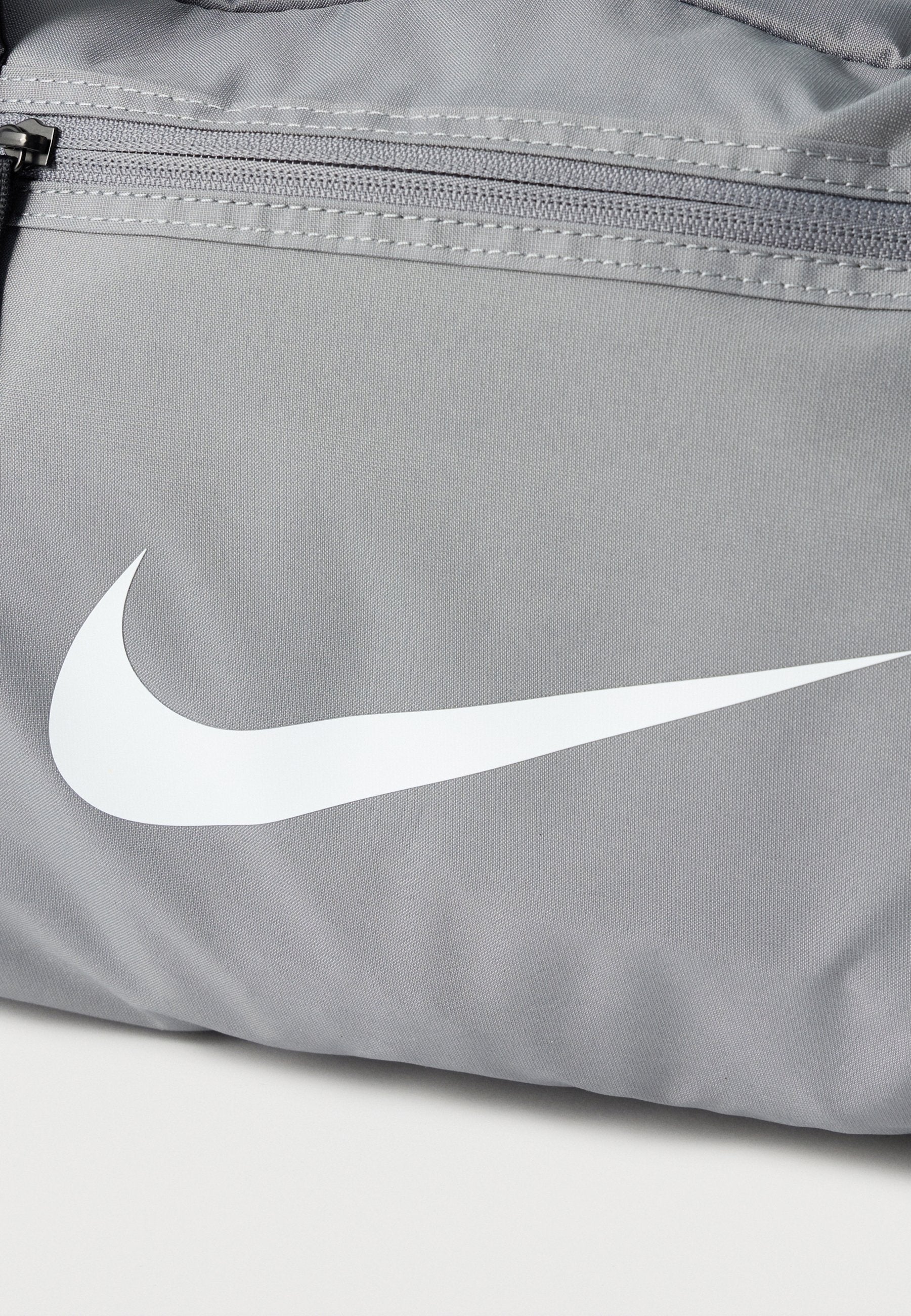 GYM CLUB BAG - Sports bag - smoke grey/black/white