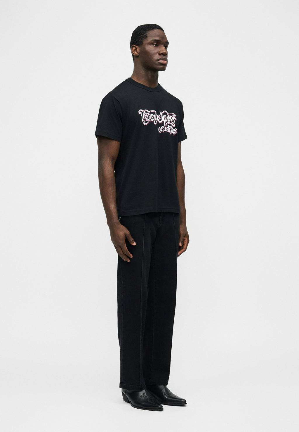 LOGO CURVED - Print T-shirt - black