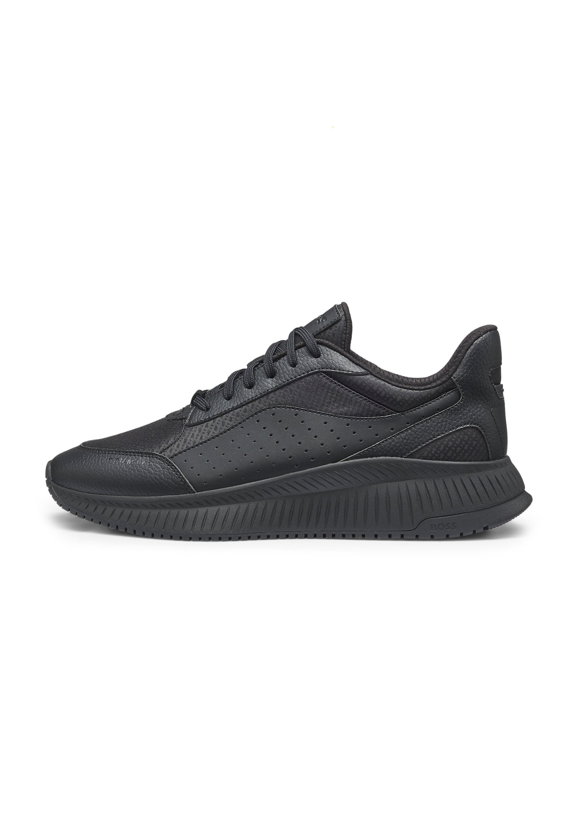 Trainers - black