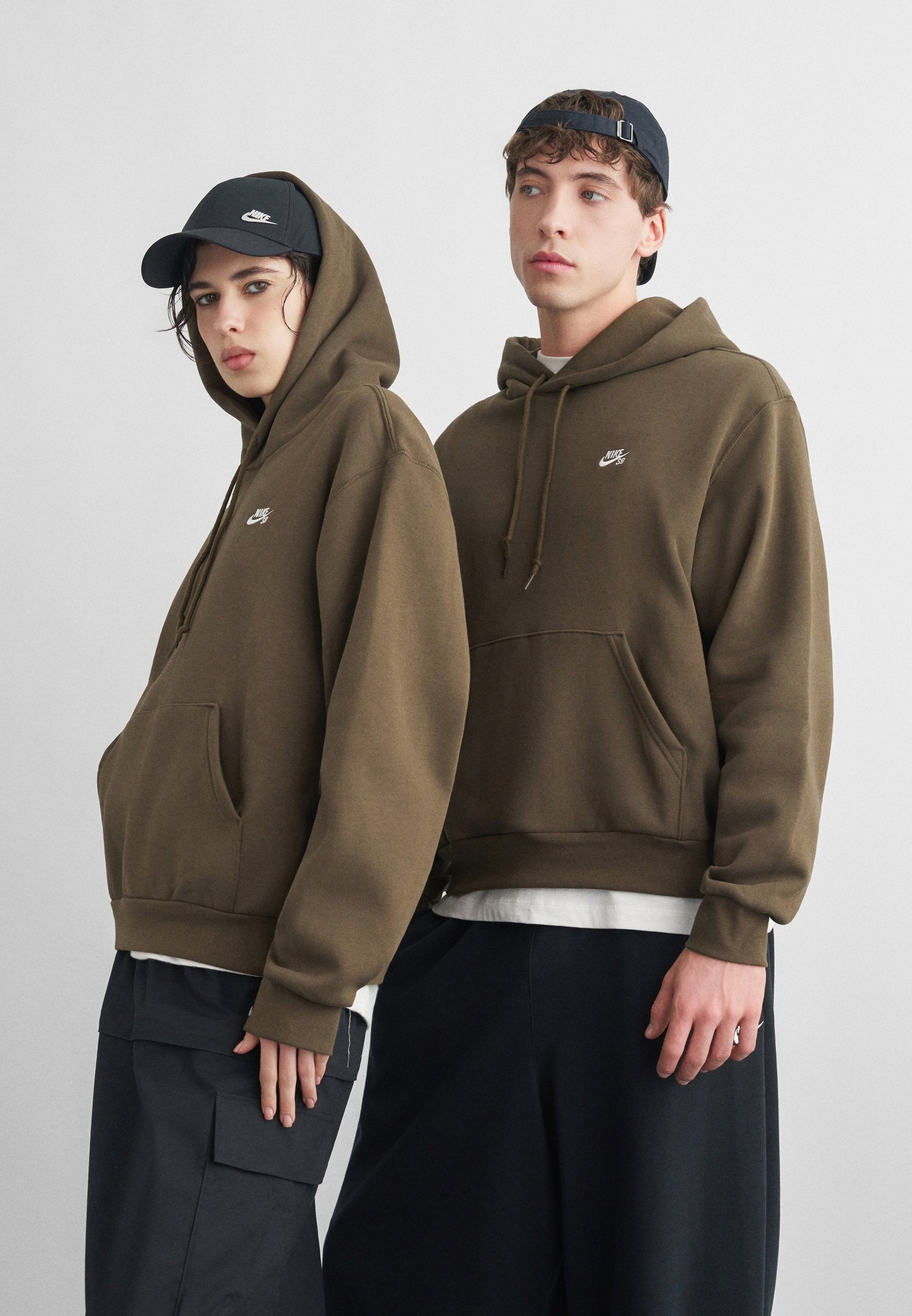 LOGO UNISEX - Hoodie - dark hazel/white