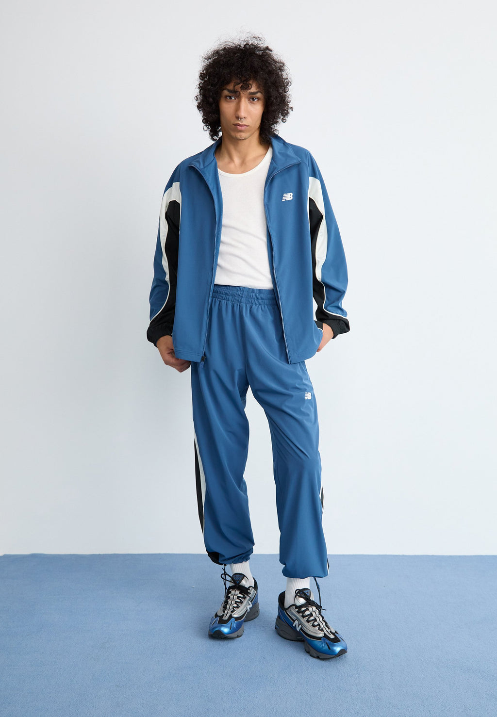 IN GAME TRACK PANT - Tracksuit bottoms - blue