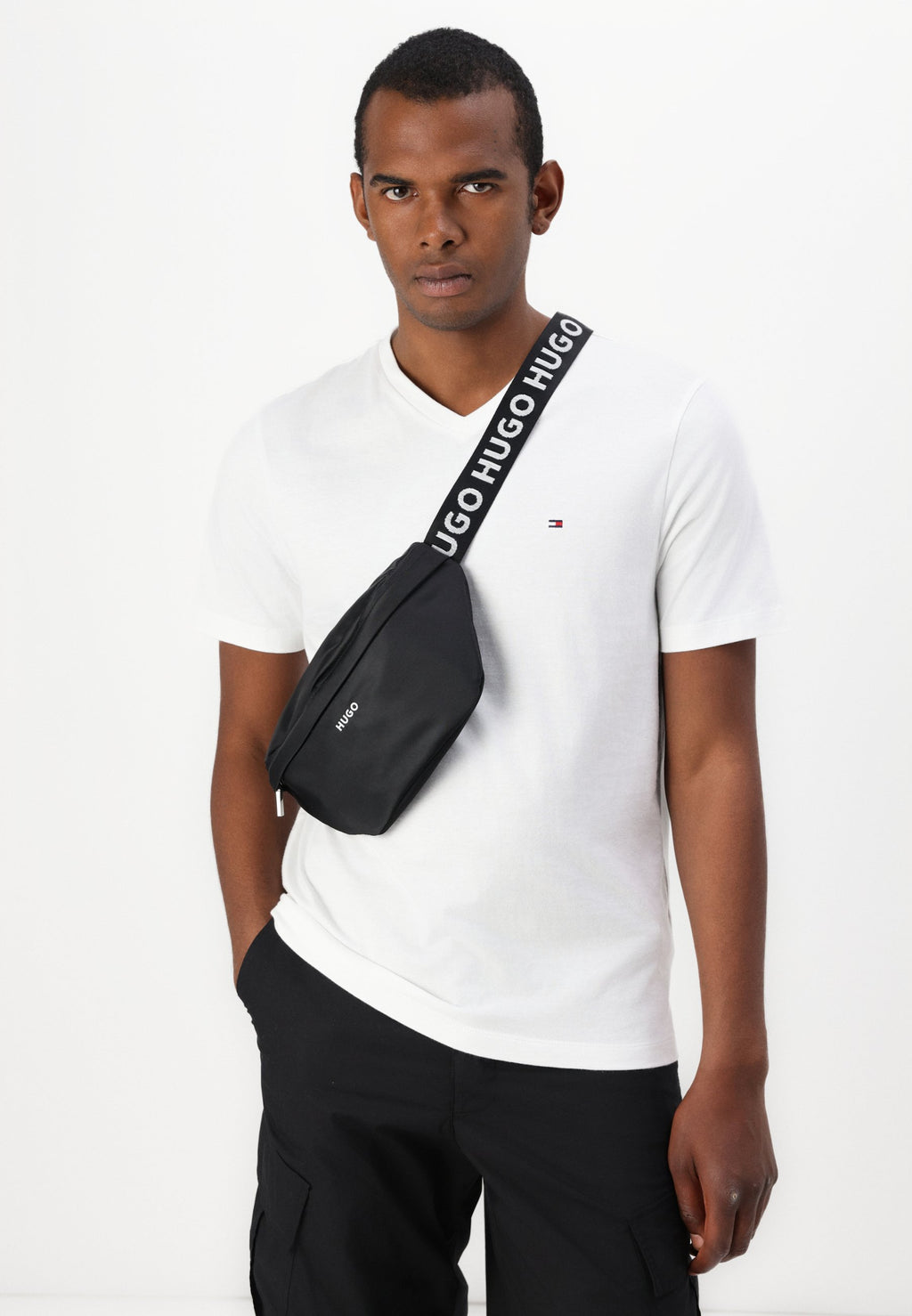 ESSENTIAL V NECK TEE CORE - Basic T-shirt - white