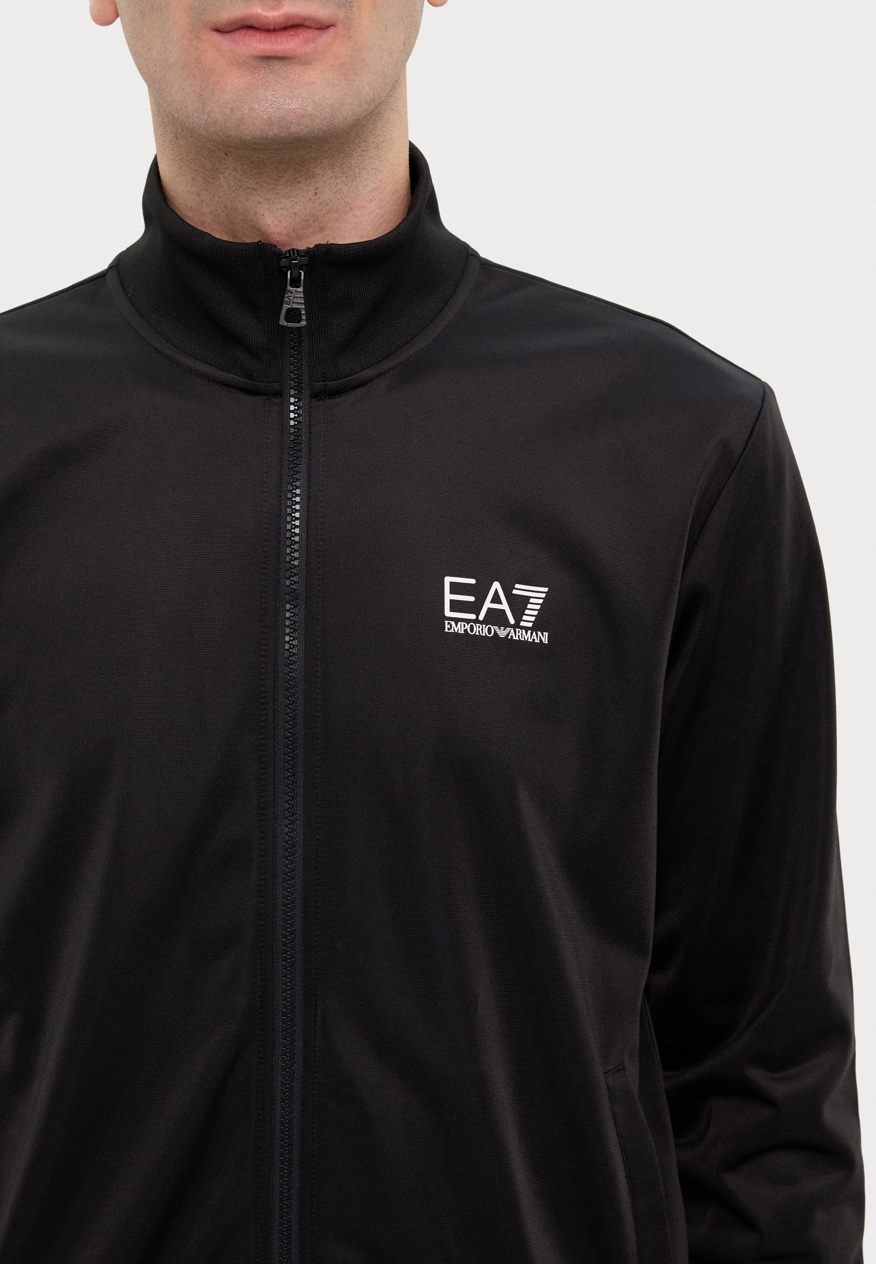 TRAIN CORE SET - Tracksuit - black