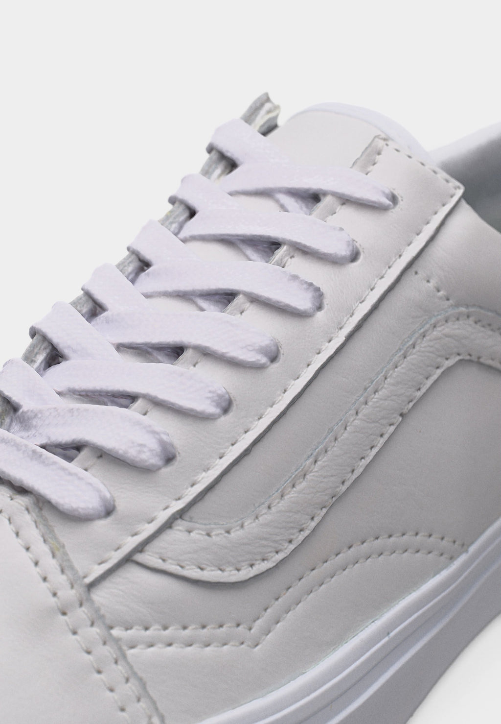 OLD SKOOL UNISEX - Skate shoes - true white