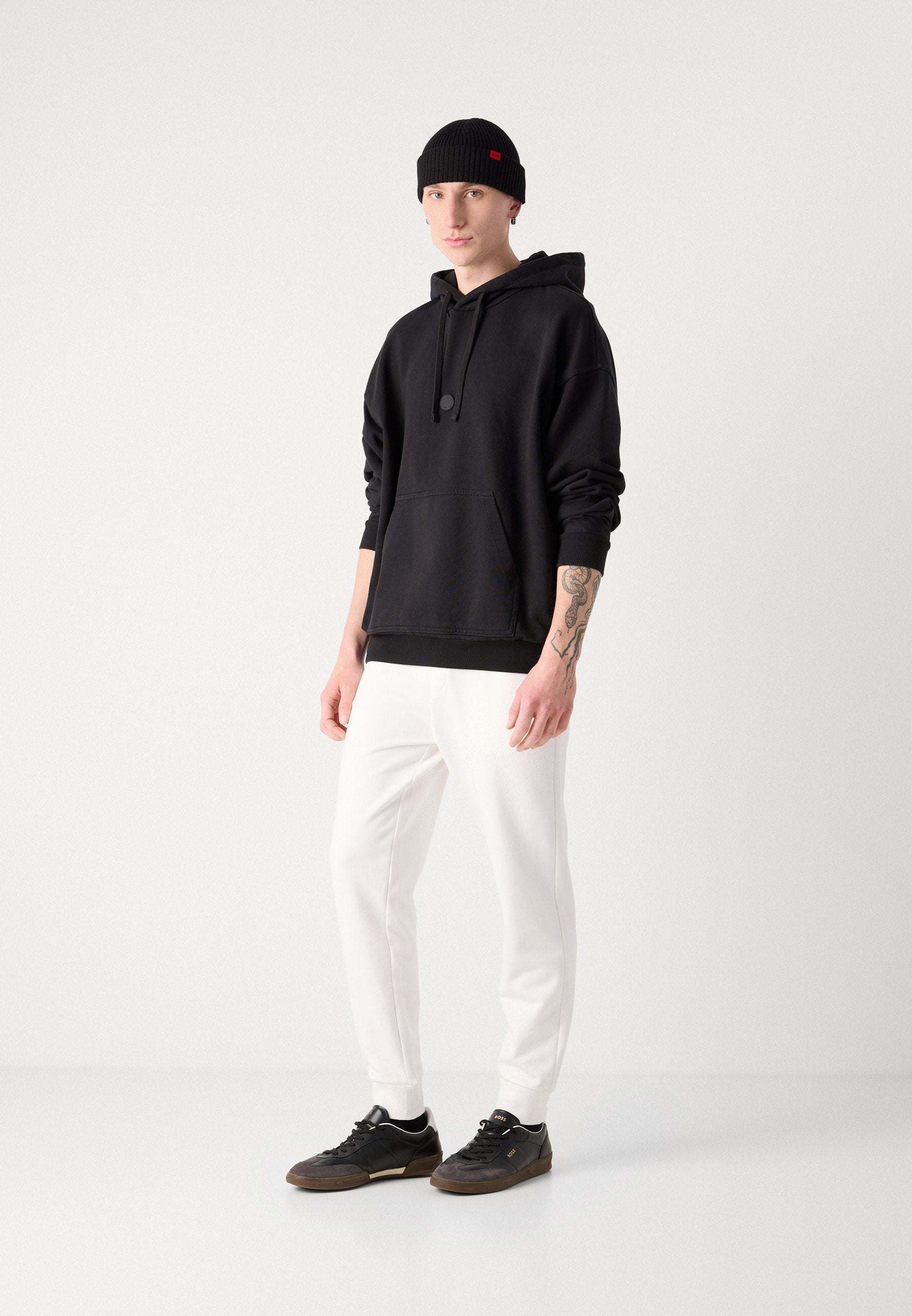 DAYOTE - Tracksuit bottoms - natural