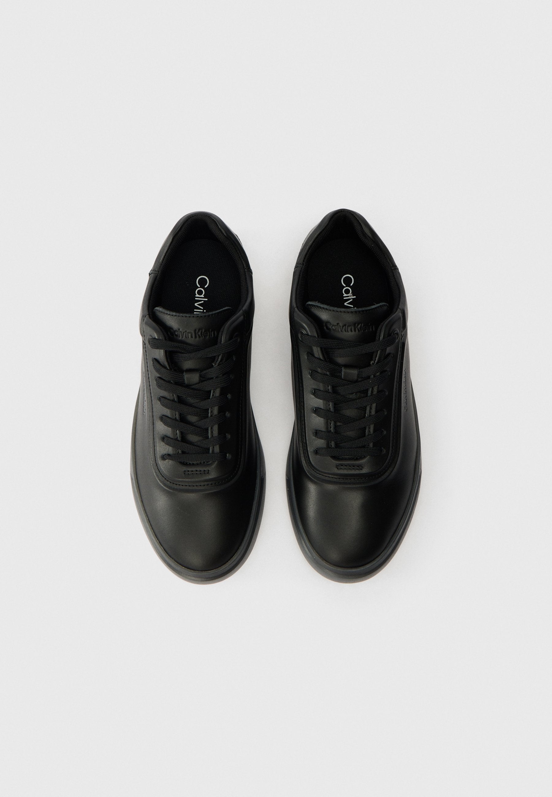 LOW PRO CUPS - Trainers - triple black