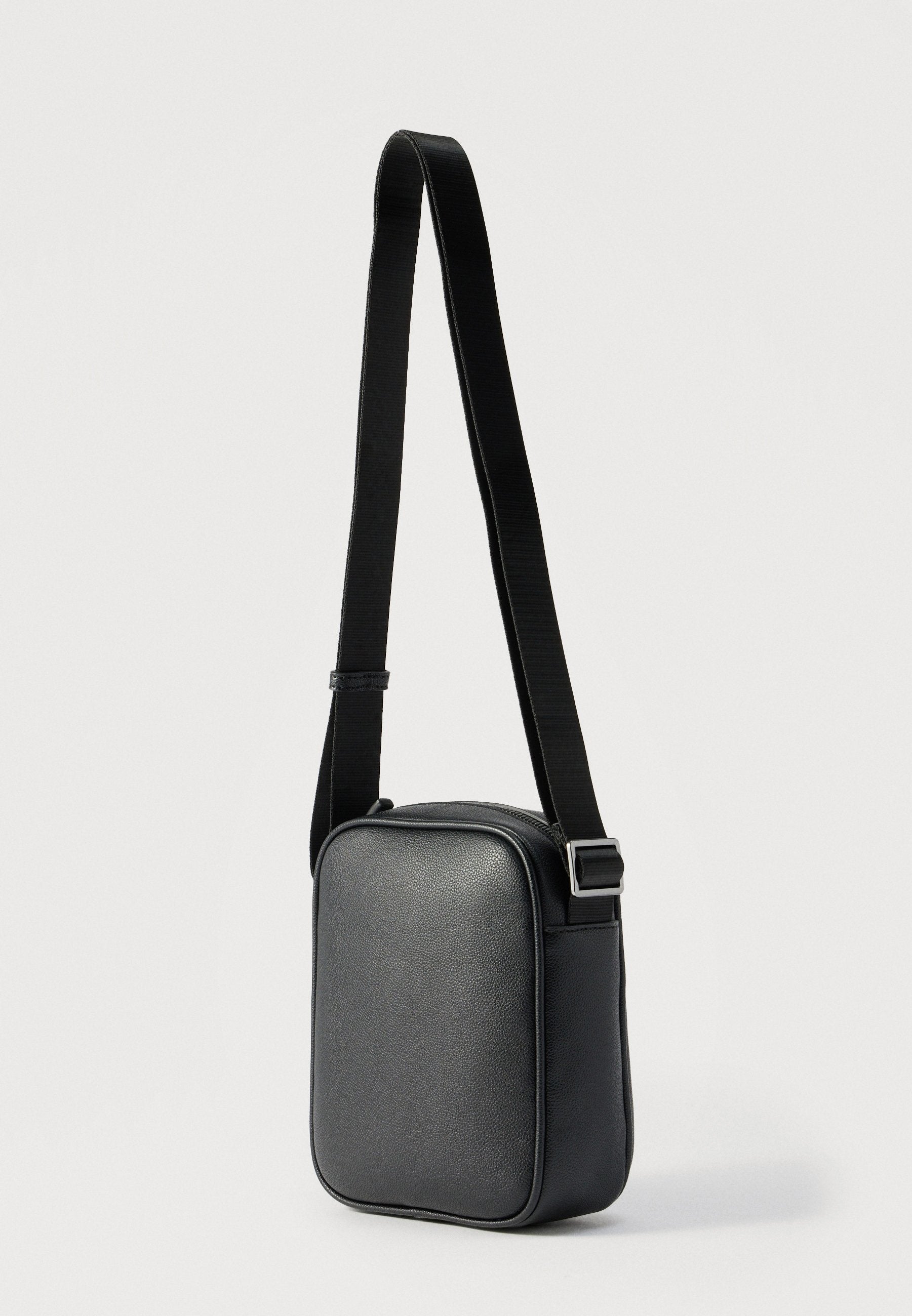 ALEX CROSSBODY UNISEX - Cross body bag - black