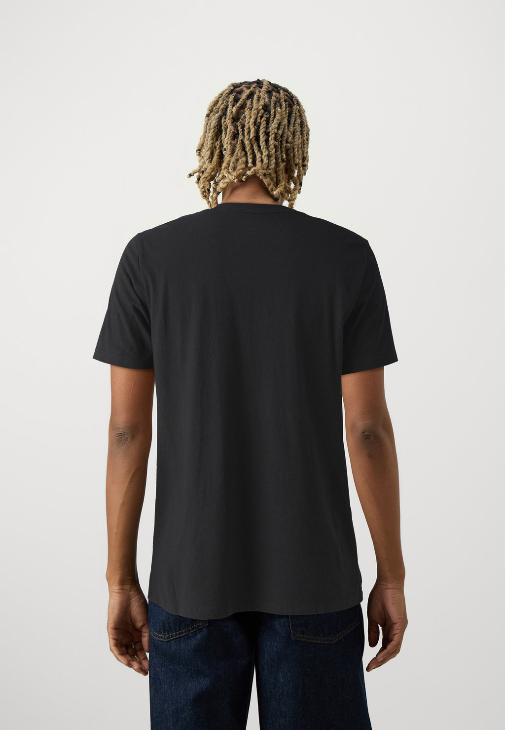 CLASSIC  - Basic T-shirt - true black