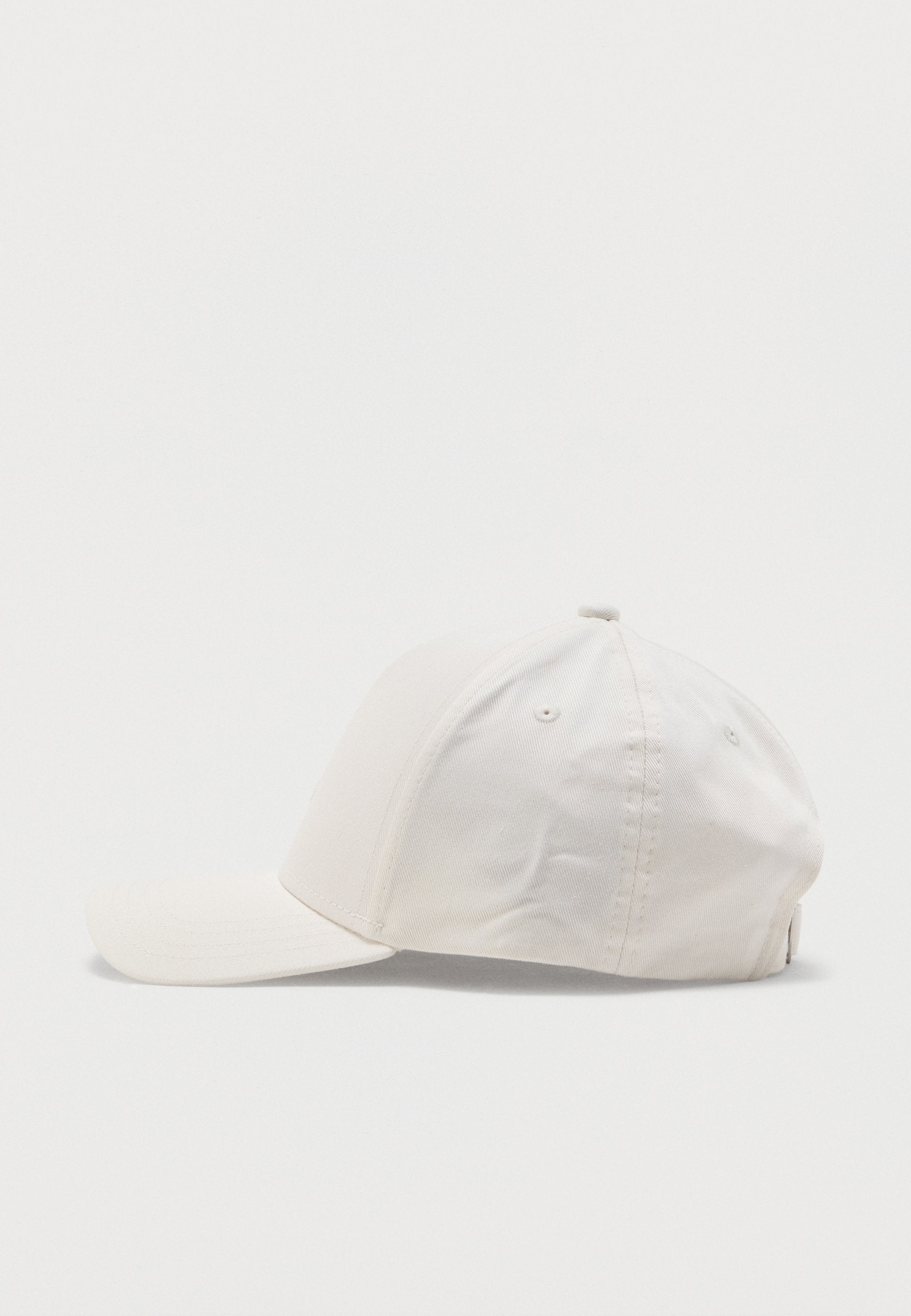 CARA - Cap - open white
