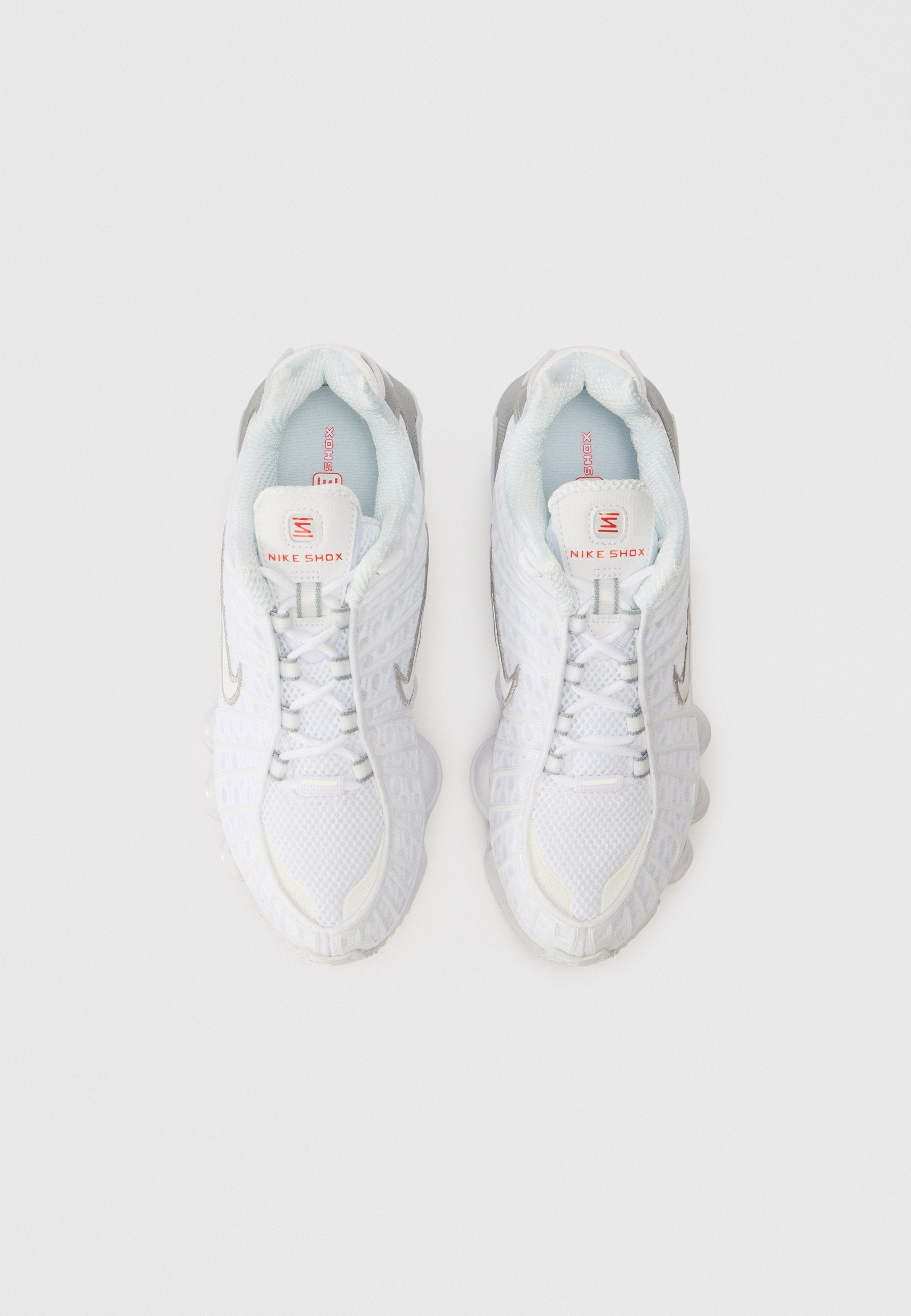 SHOX TL UNISEX - Baskets - blanc/argenté métallisé/orange