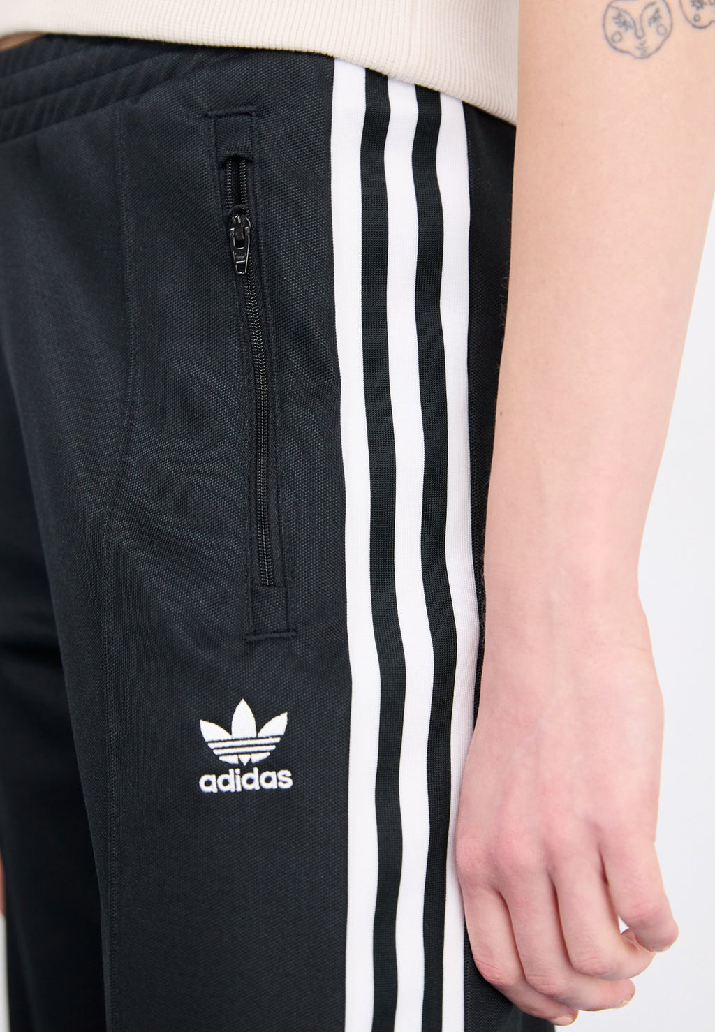 CLASSIC - Tracksuit bottoms - black/white