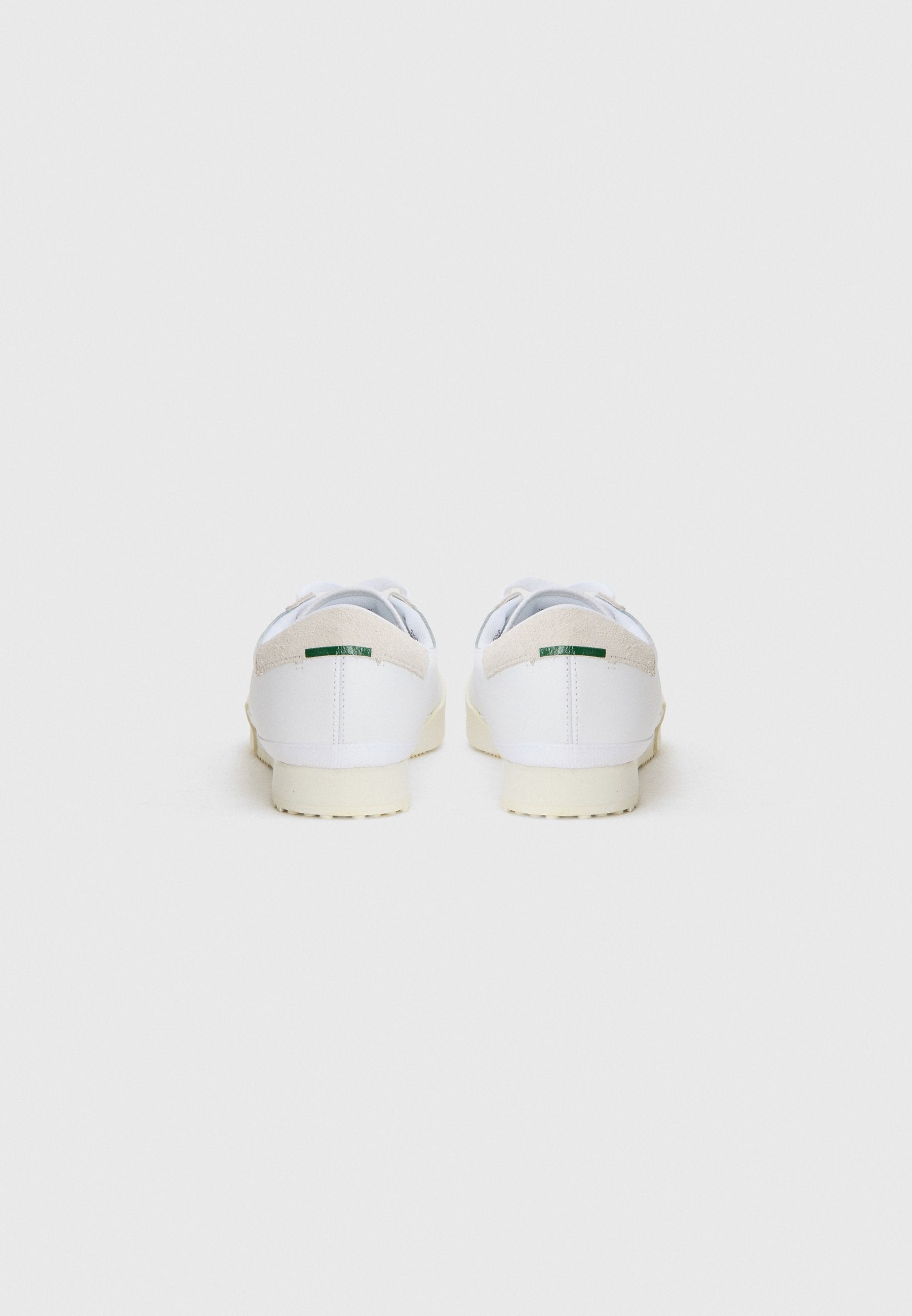 AURA 225 - Trainers - white/off-white