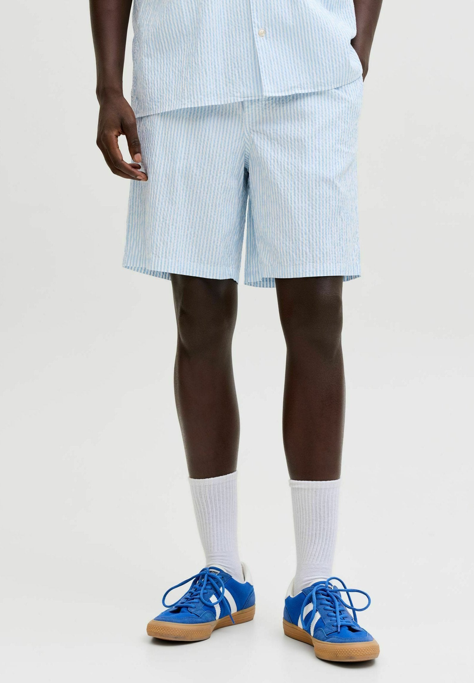 Relaxed Fit - Shorts - cashmere blue