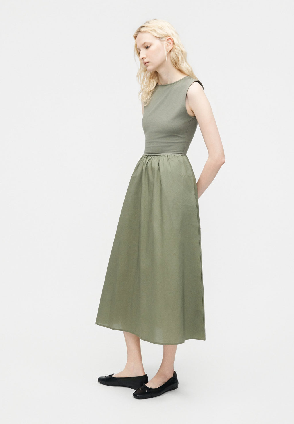 BOATNECK DRESS - Day dress - mesculen green