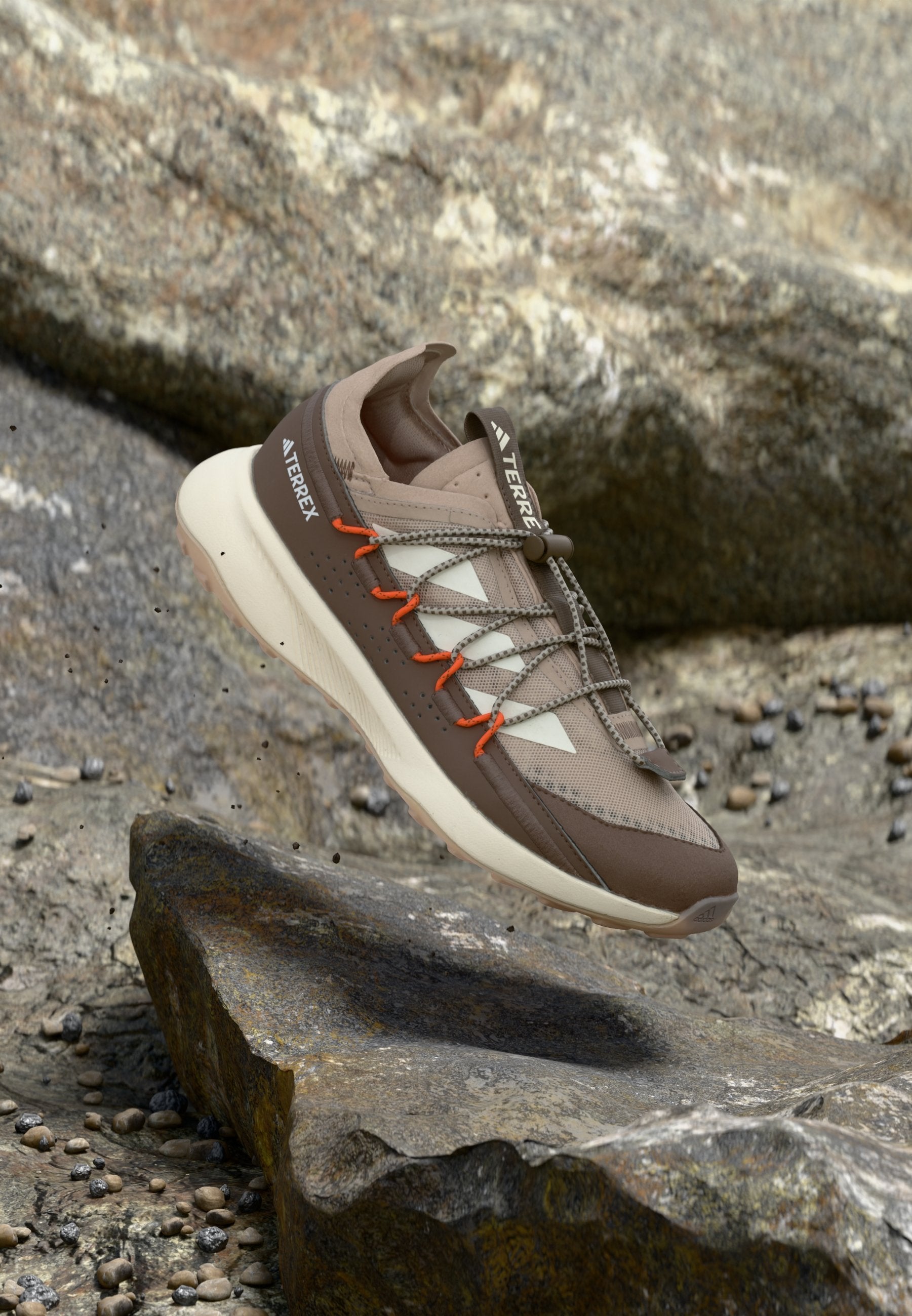 VOYAGER 21 - Hiking shoes - taupe/off white/earth strata