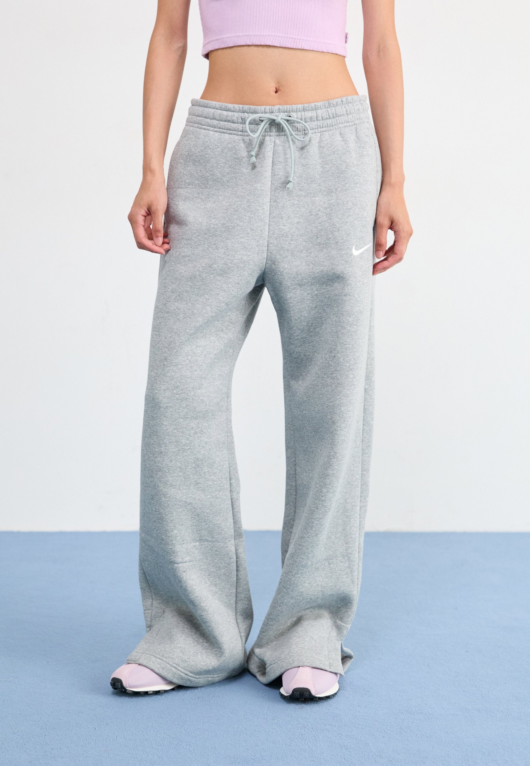 W NSW PHNX FLC HR PANT WIDE 2 - Tracksuit bottoms - grey heather