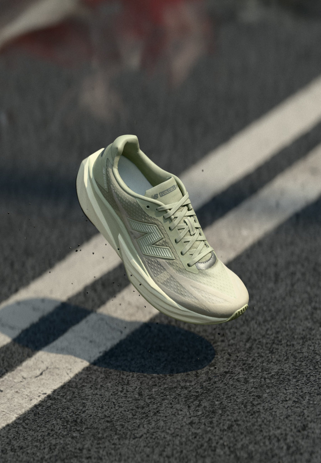 REBEL V5 - Road running shoes - olivine