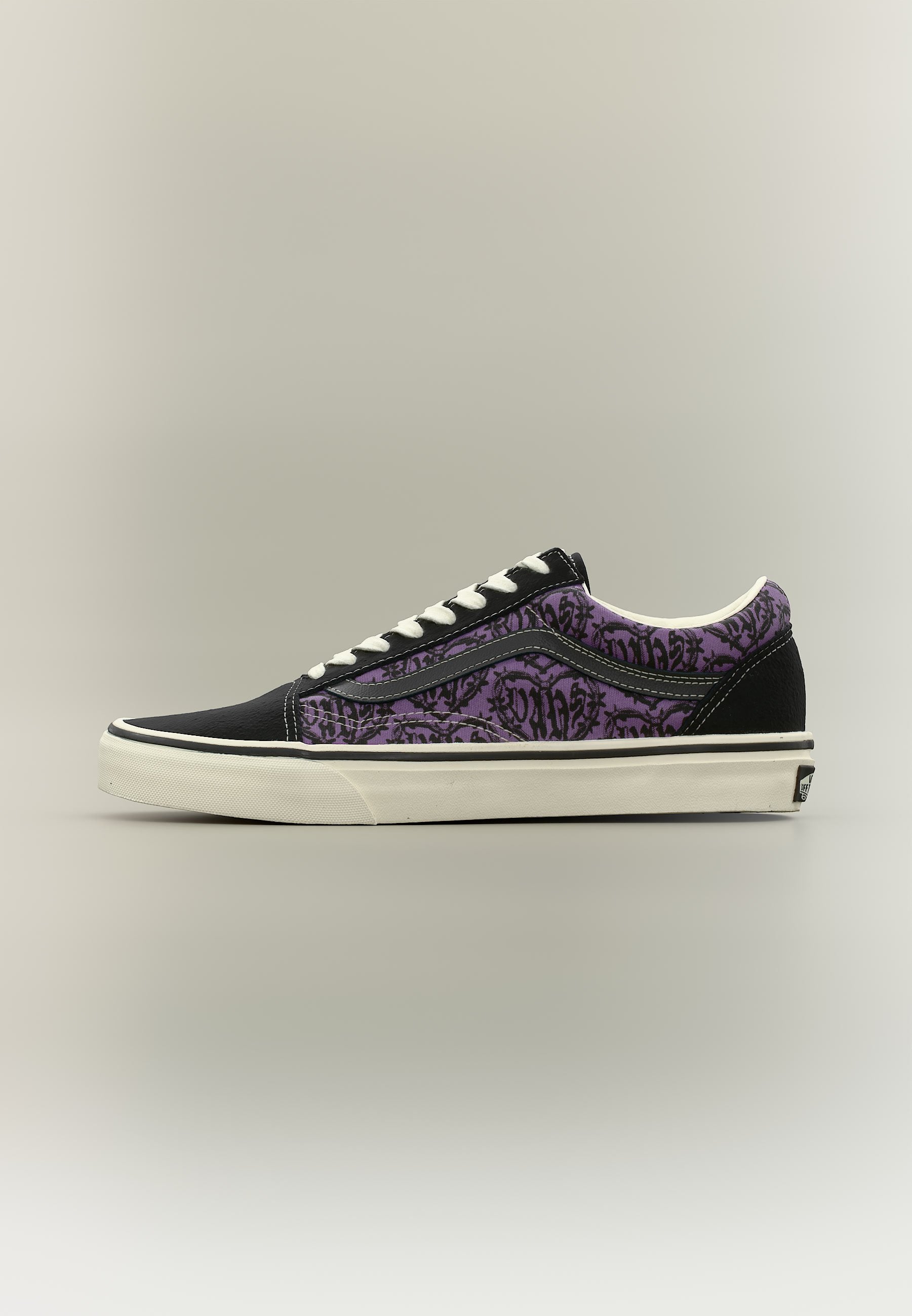 OLD SKOOL UNISEX - Skate shoes - black/purple