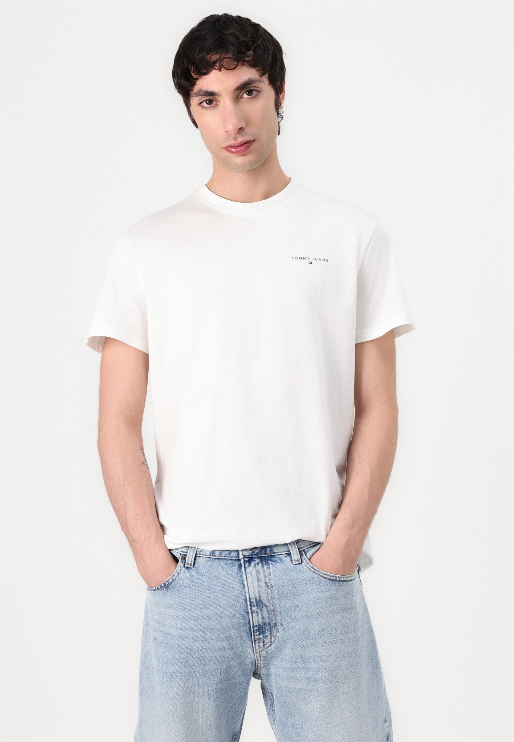 SLIM FIT - Basic T-shirt - ecru
