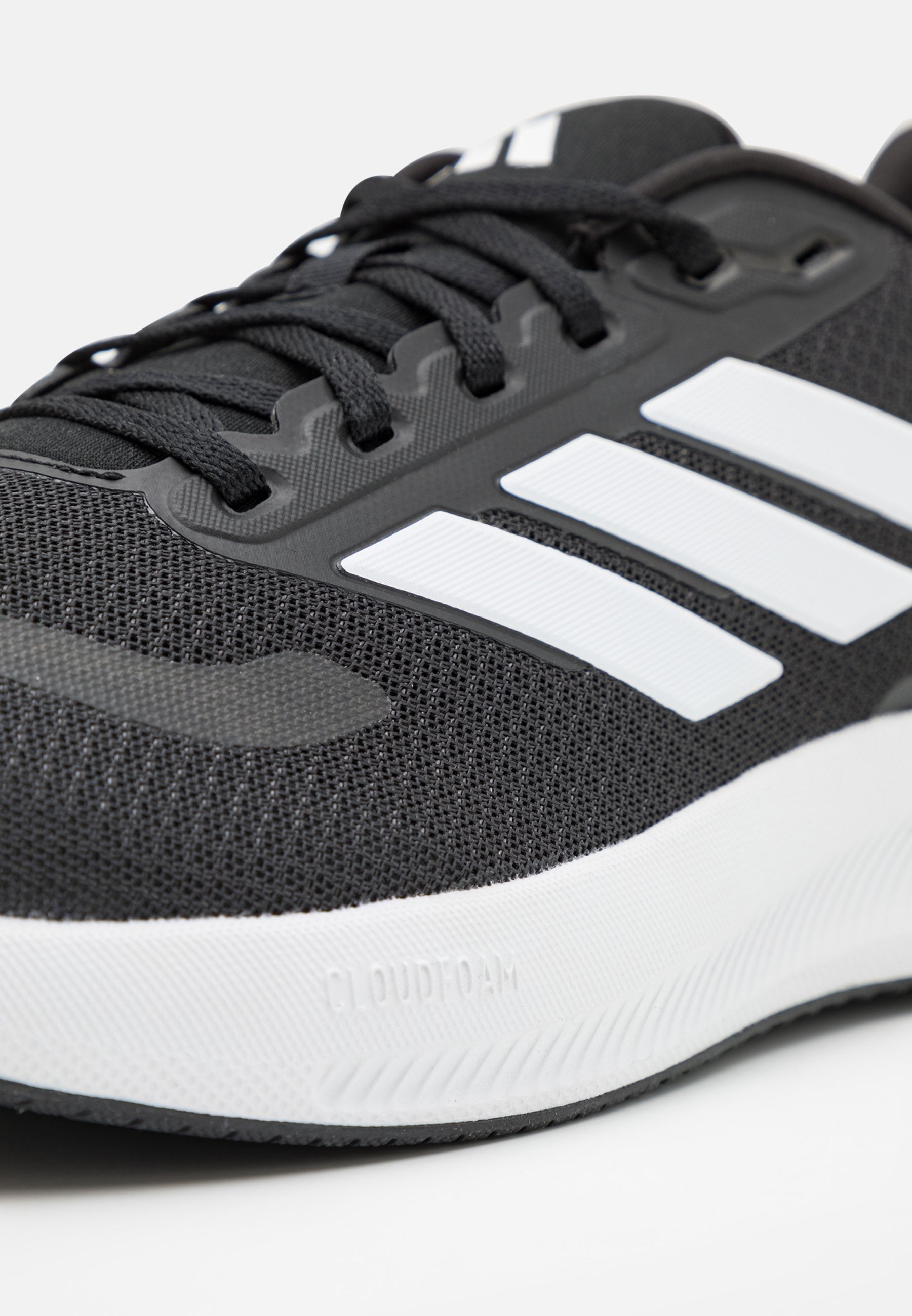 RUNFALCON 5 - Road running shoes - core black/footwear white/core black