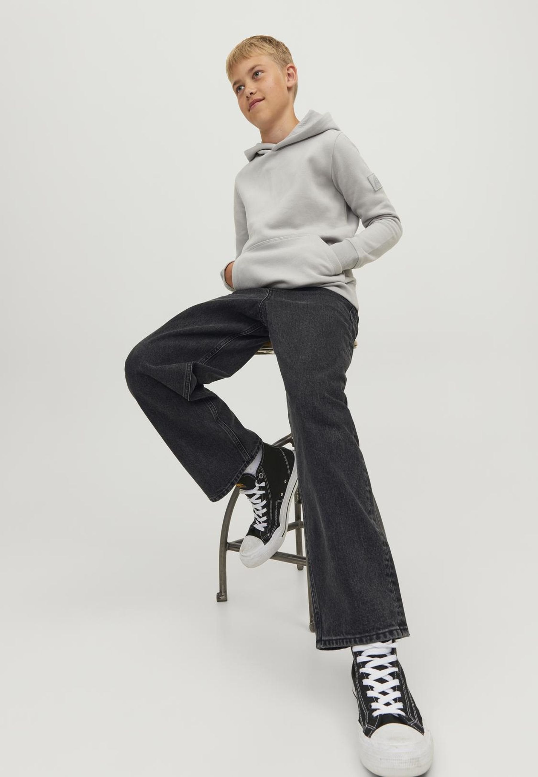 gy fit JJIALEX JJORIGINAL AKM 823 NOOS JNR Junior - Flared Jeans - black denim