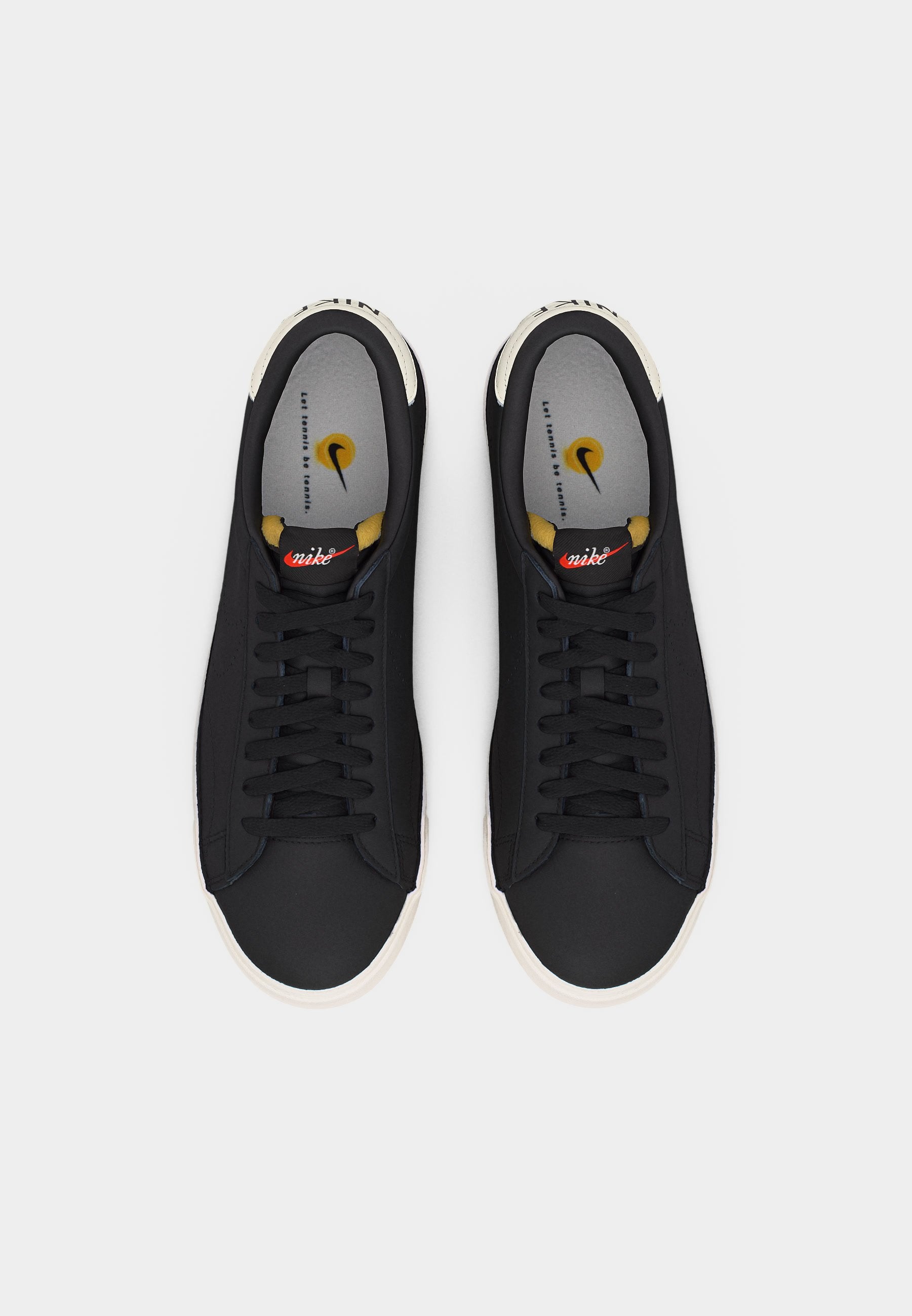 TENNIS CLASSIC SMASH UNISEX - Trainers - black/sail/team orange