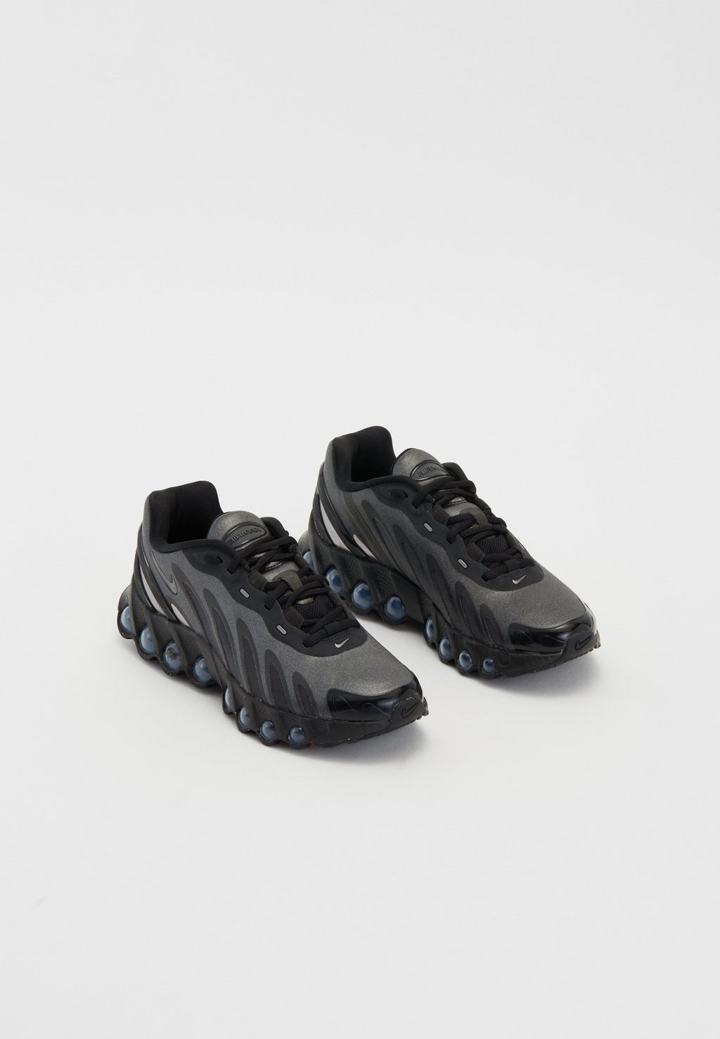 AIR MAX DN8 - Baskets basses - black/metallic dark grey/iron grey