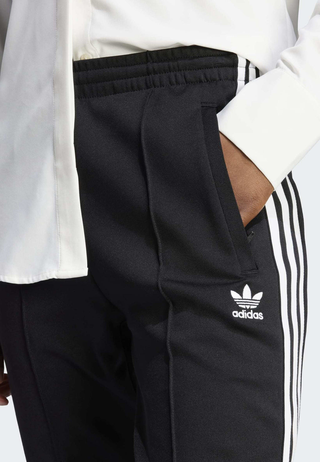 SST  - Tracksuit bottoms - black