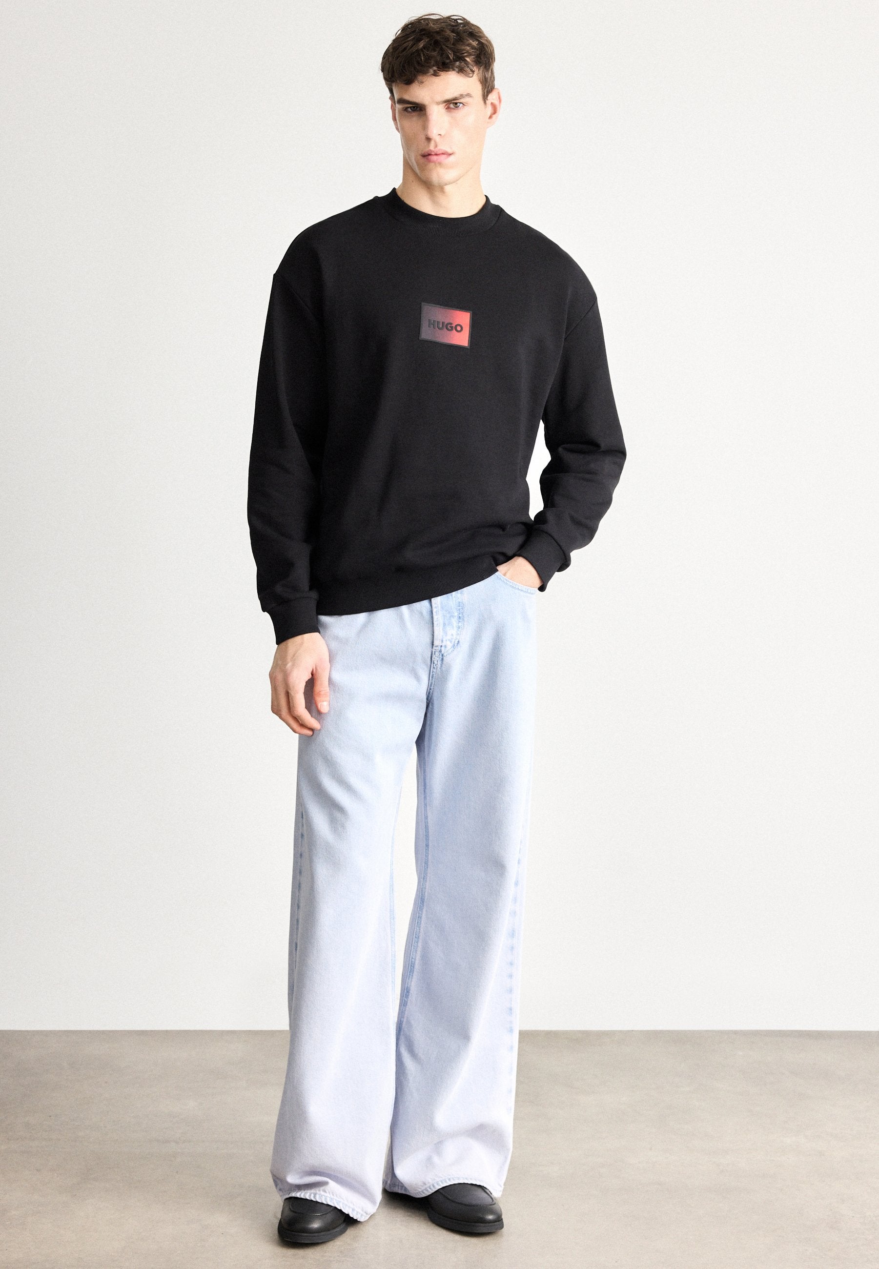 DANO - Sweatshirt - black