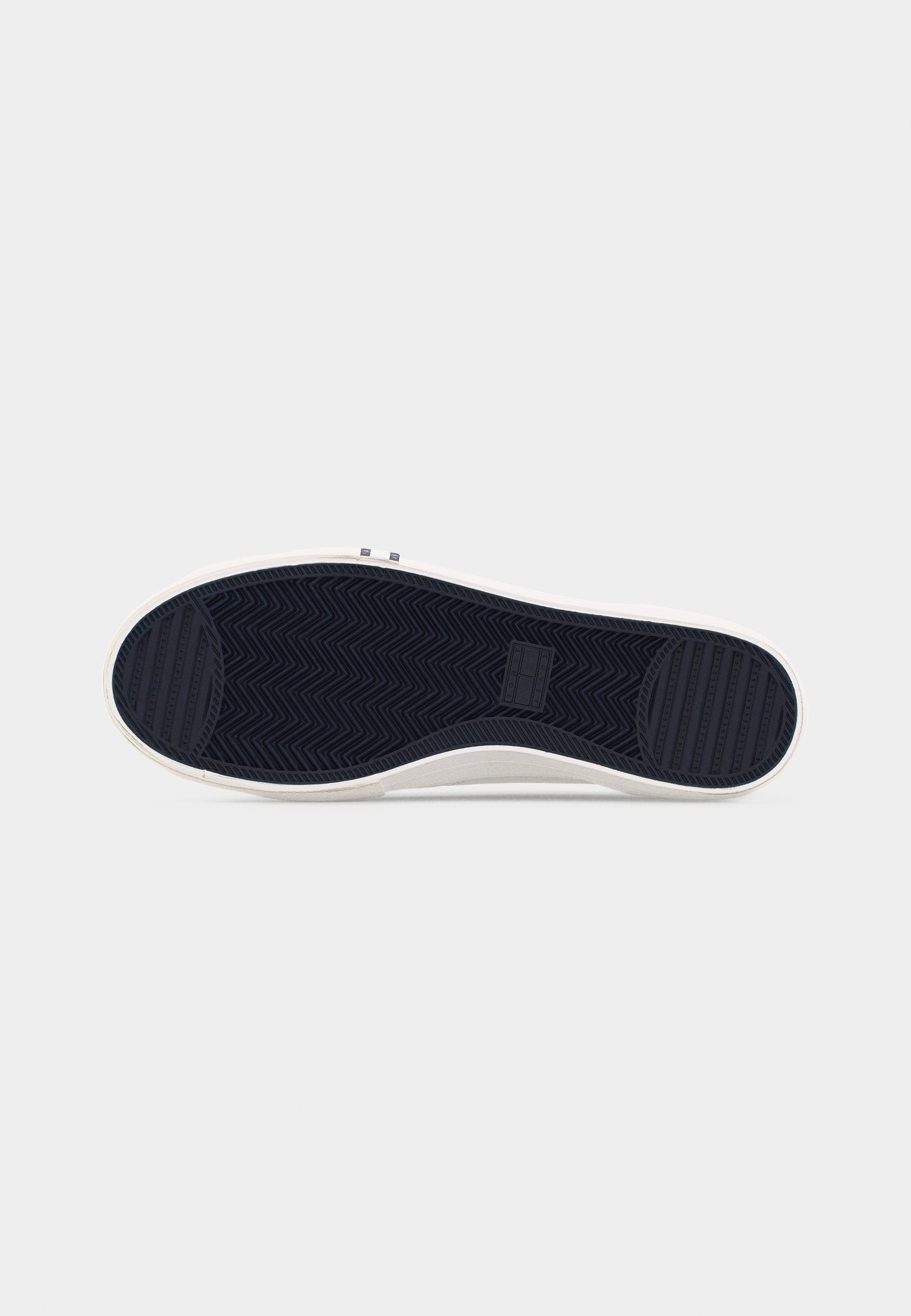 ARCHIVE FLAG STRIPE LEATHER TRAINERS - Trainers - ecru