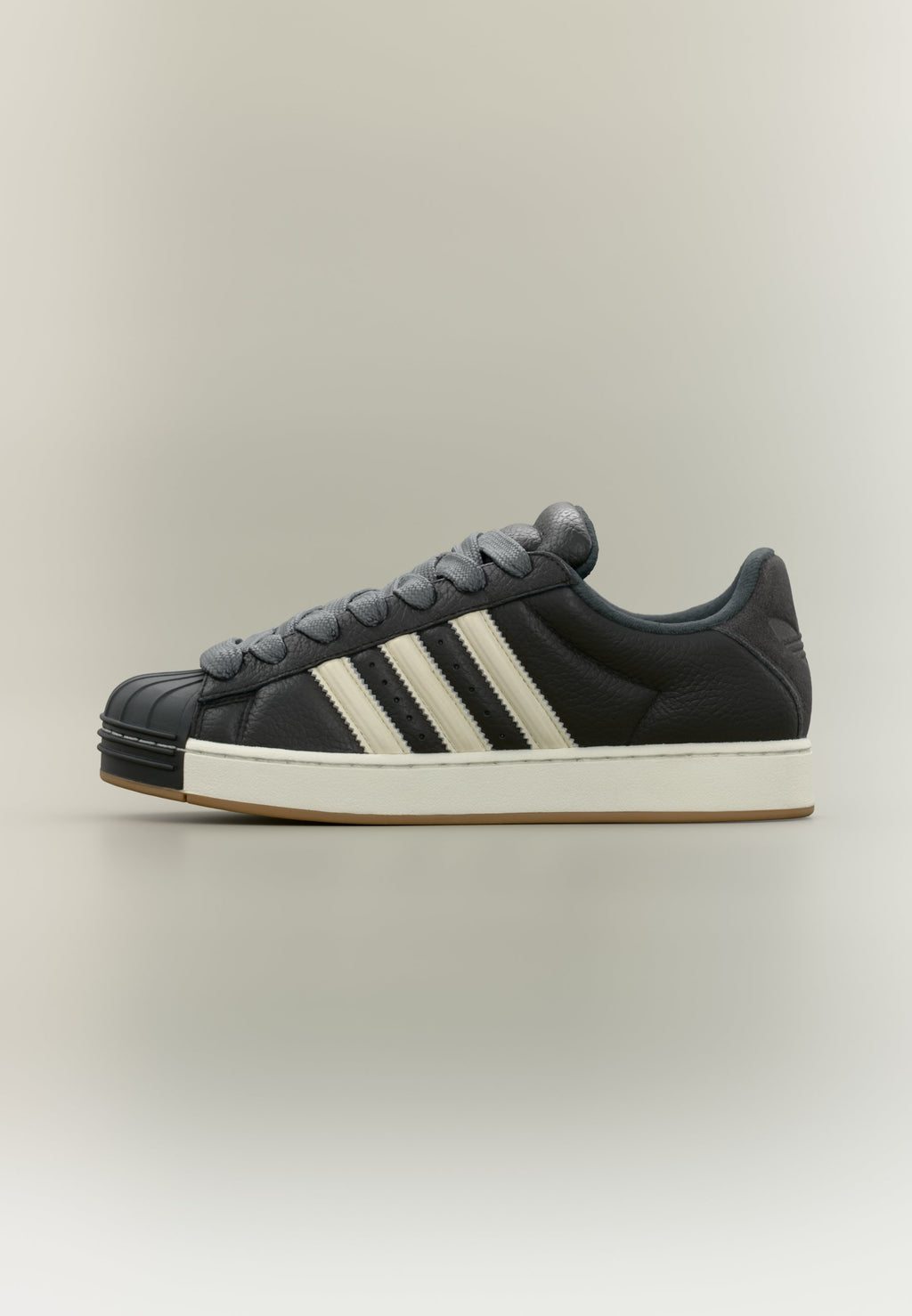 SUPERSTAR ST UNISEX - Chaussures de skate - noir/blanc cassé