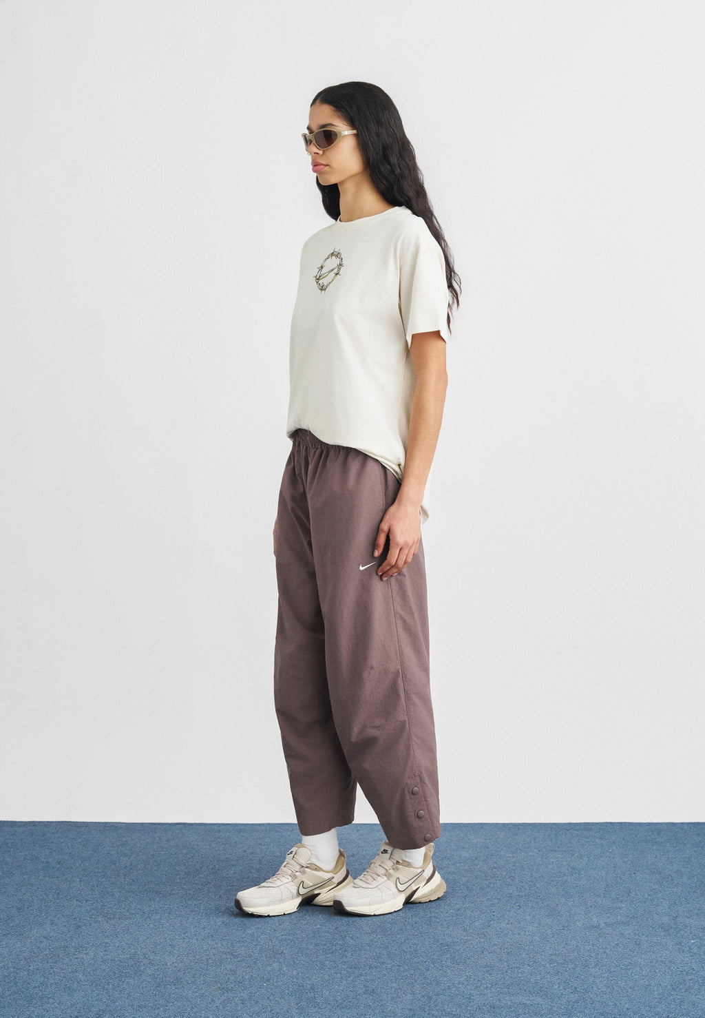CLASSIC TEE - Print T-shirt - chalk