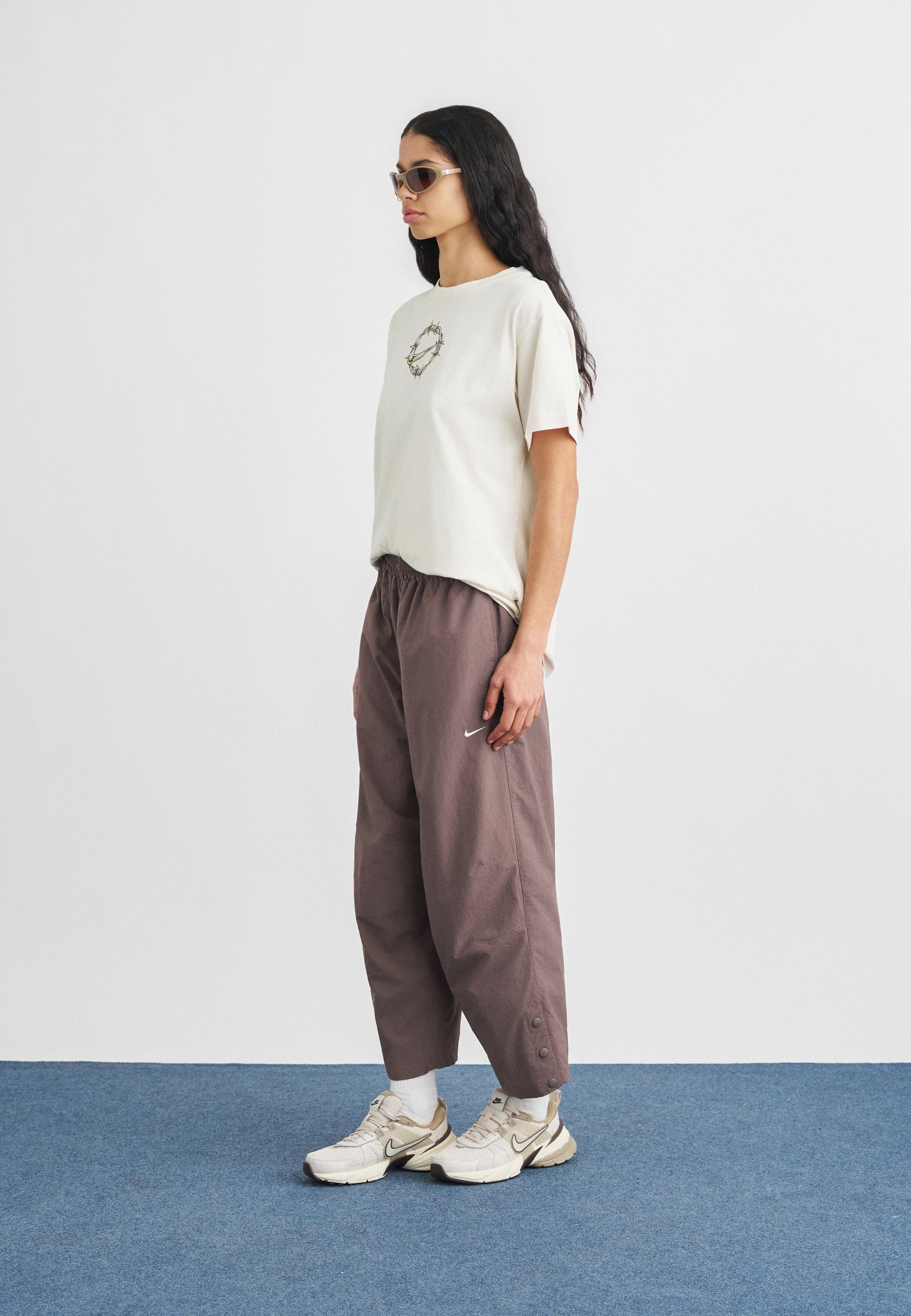 CLASSIC TEE - Print T-shirt - chalk