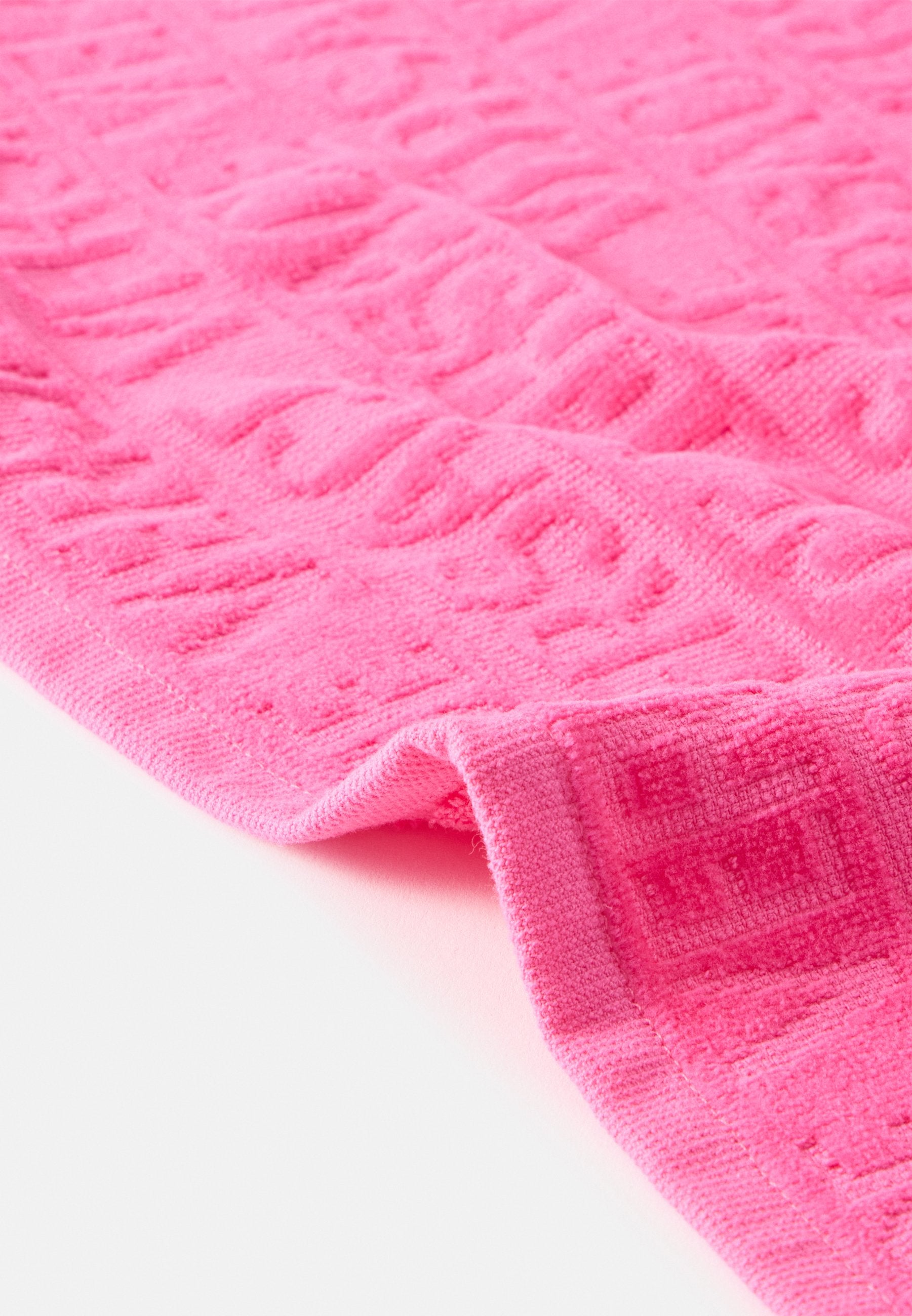 BATH TOWEL - Towel - fuxia