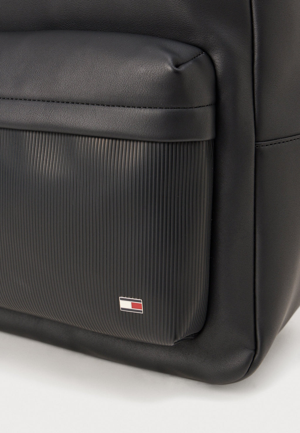HILFIGER FLAG RIBBED POCKET DOME BACKPACK - Sac à dos - black