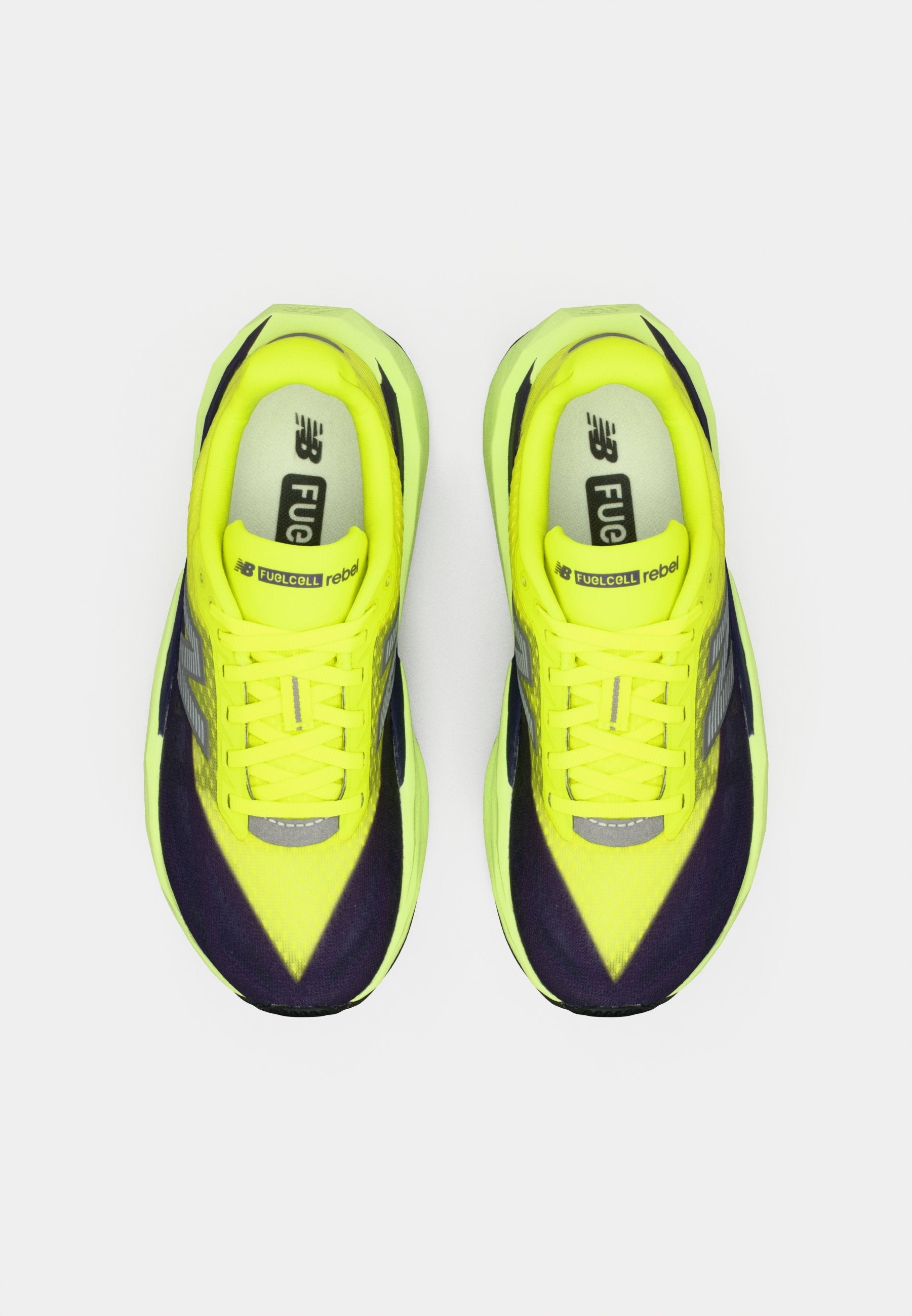 REBEL V5 - Road running shoes - alkaline green