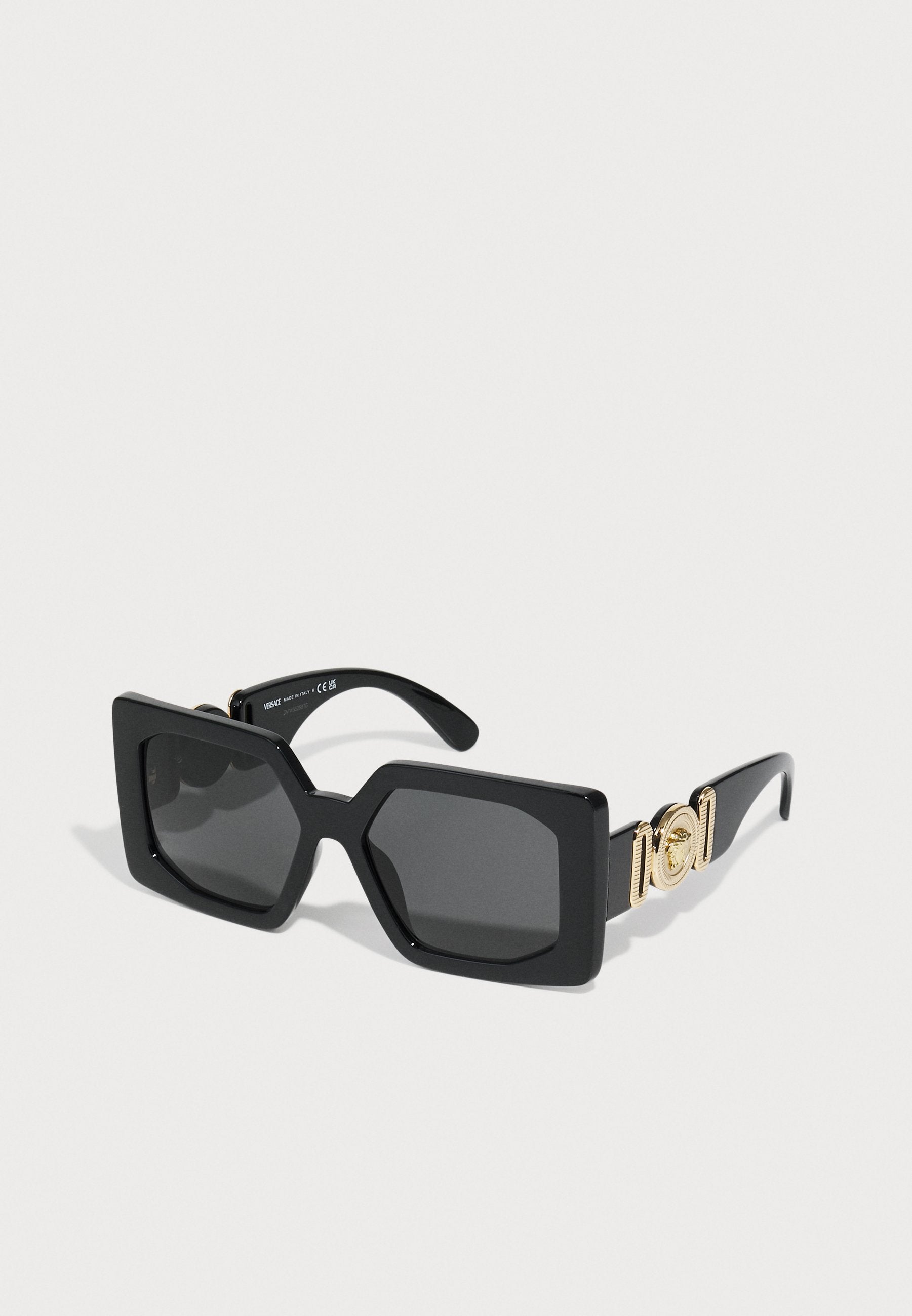 Sunglasses - black