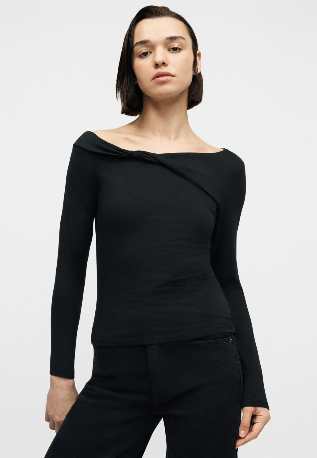 Long sleeved top - black