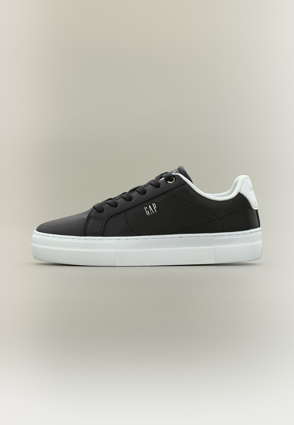 PORTLAND - Trainers - black